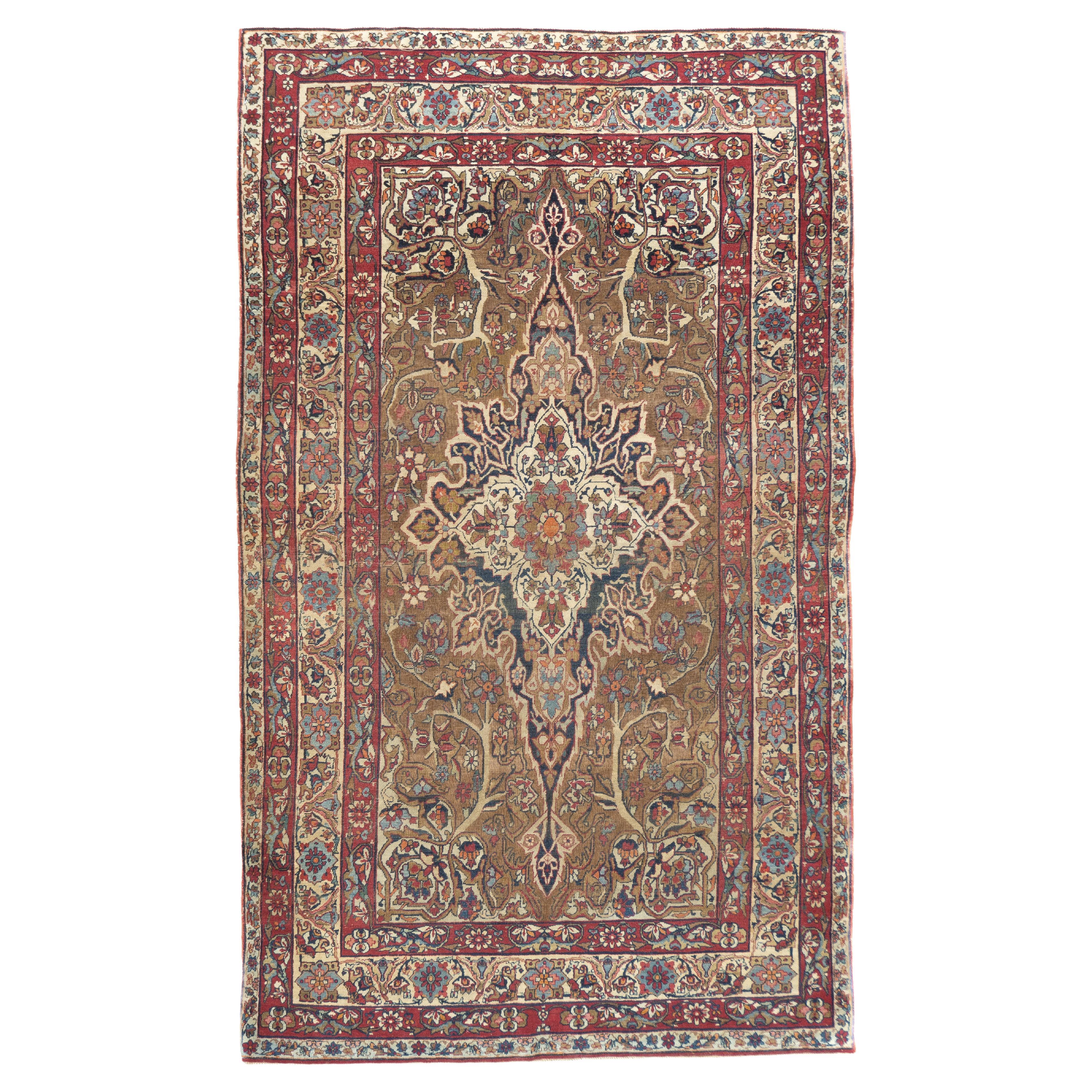 Antiker persischer Lavar Kerman-Teppich 4'6'' x 7'7''