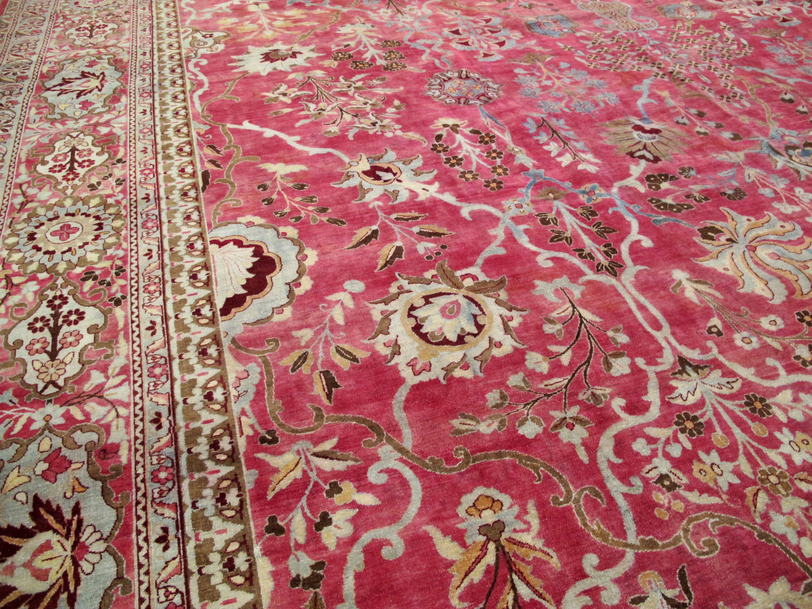 Antique Persian Lavar Kerman Oversize Rug In Good Condition For Sale In New York, NY
