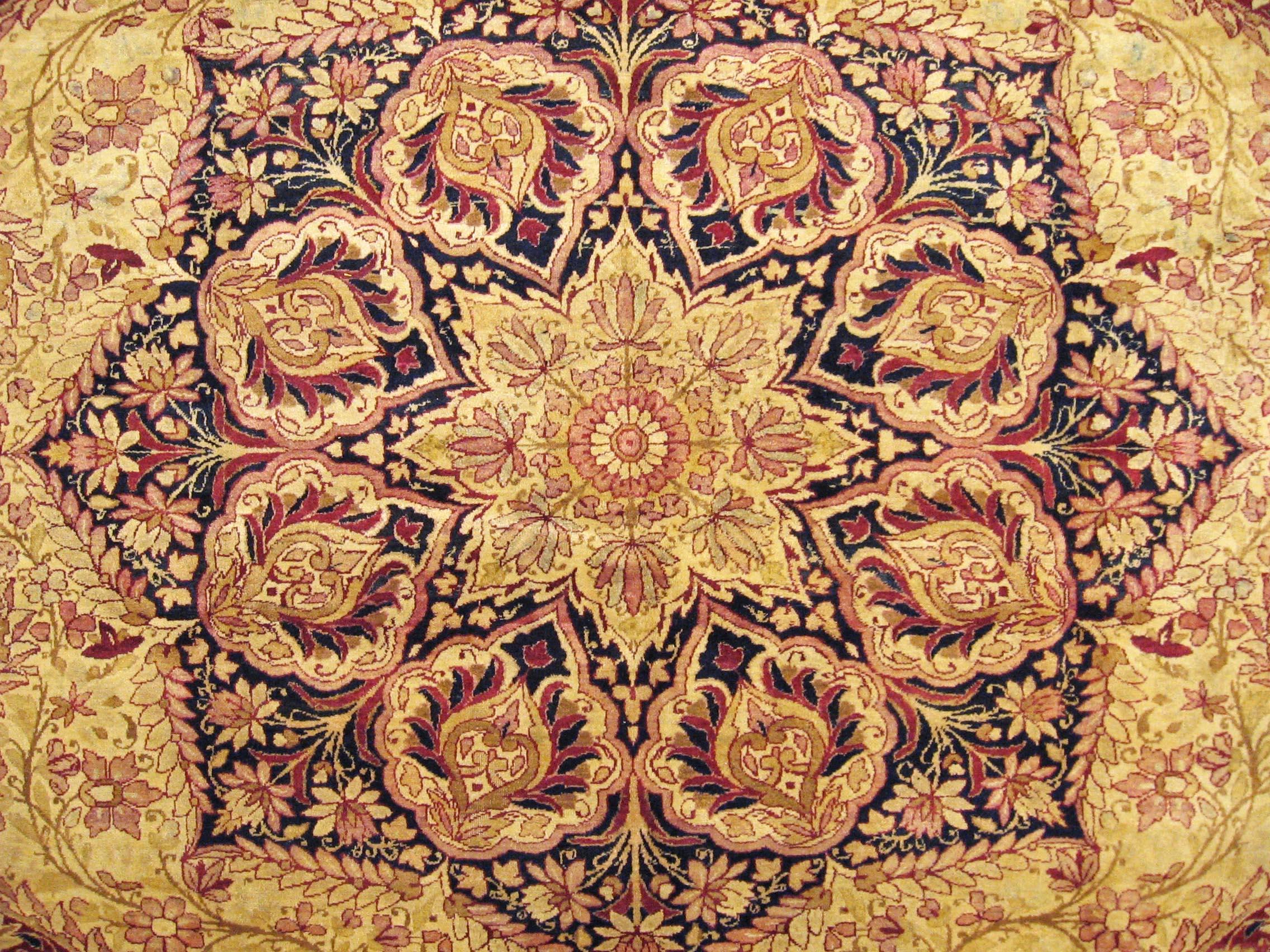 Antique Persian Lavar Oriental Carpet, in Room Size, with Central Medallion In Good Condition For Sale In New York, NY