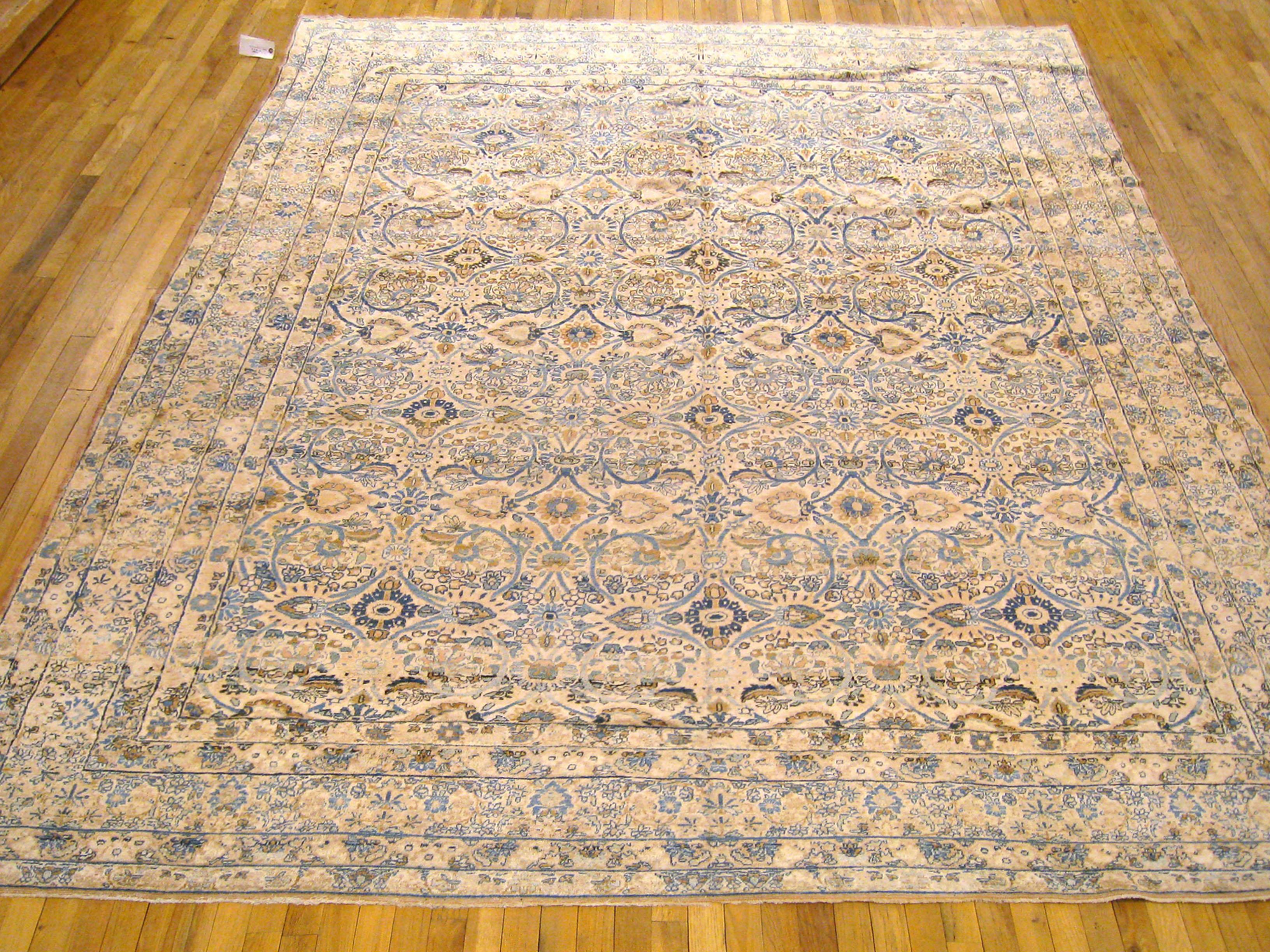 Antique Persian Lavar oriental carpet, Room Size, circa 1900

An antique Persian Lavar oriental carpet, size: 11'1
