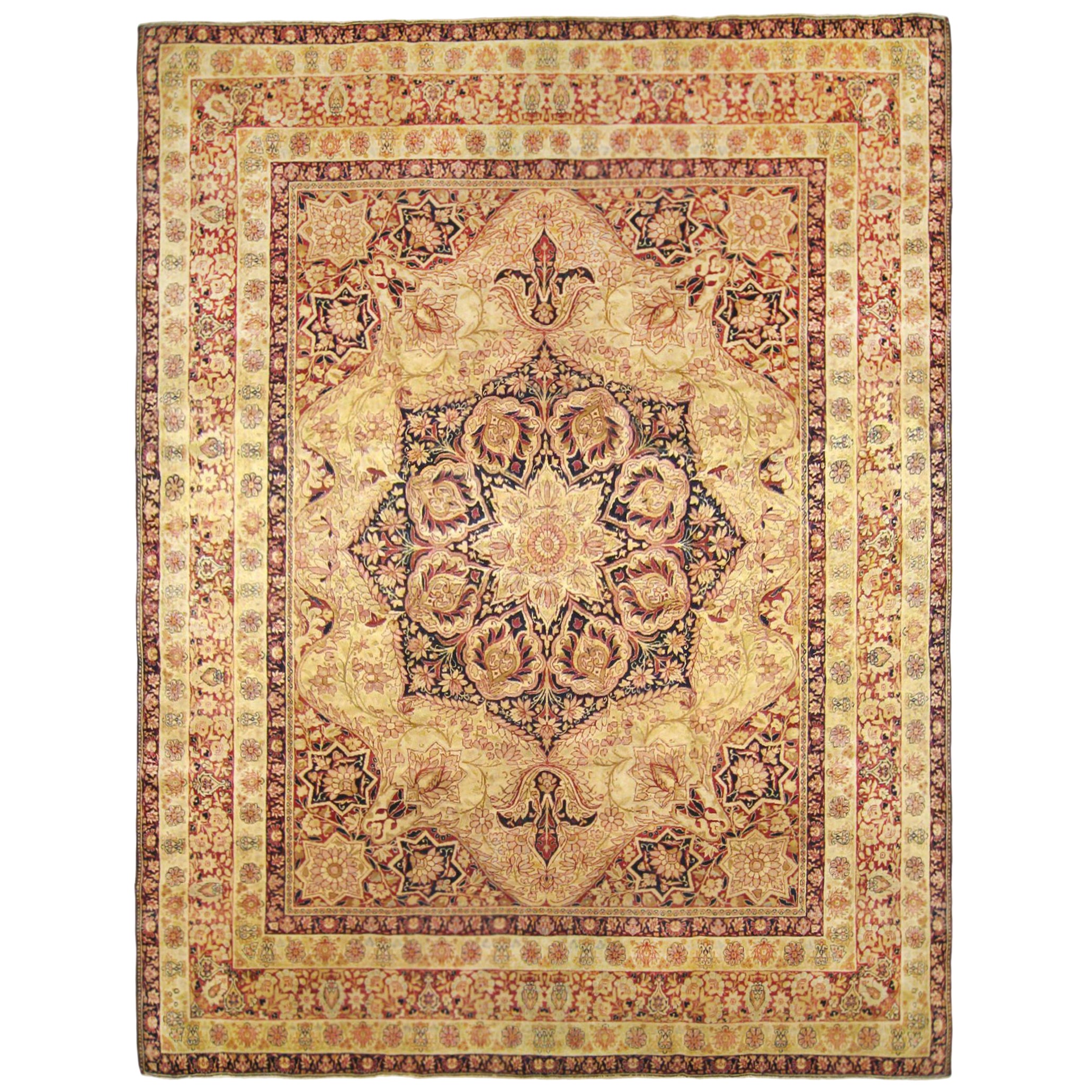 Tapis oriental persan ancien Lavar, de taille normale, avec médaillon central