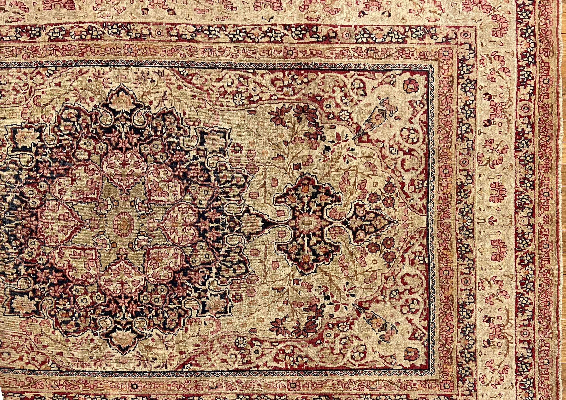 Late 19th Century Antique Persian Lavar Oriental Carpet, in Small Size, with a Central Medallion For Sale