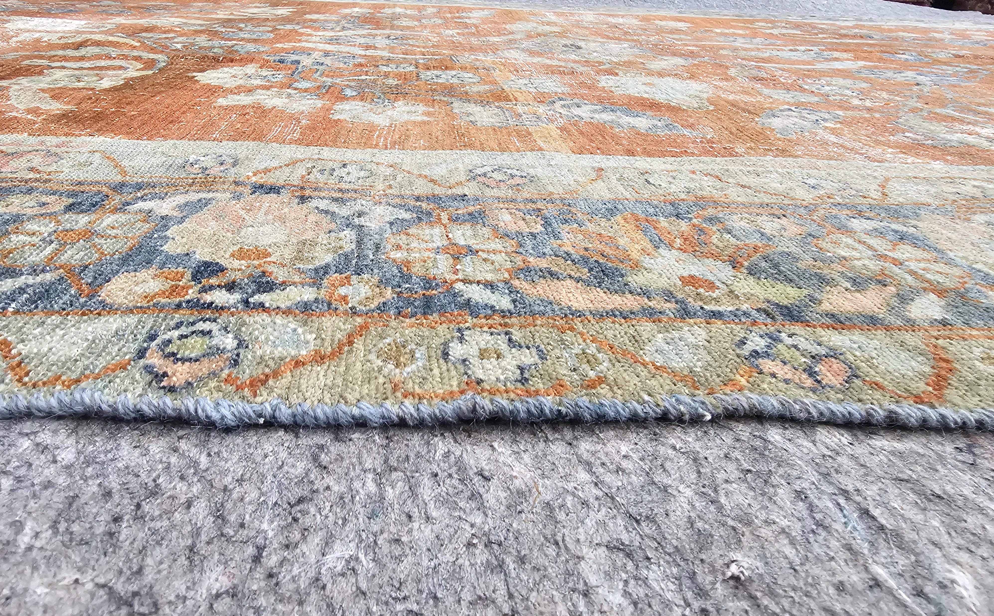 Début du 20ème siècle Ancien tapis persan Lilihan Circa 1920 en vente