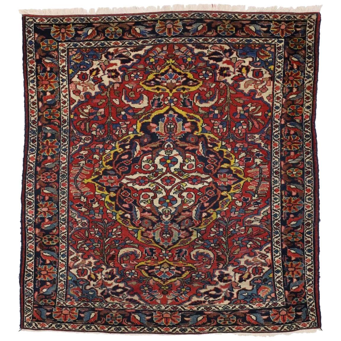 Antiker persischer Lilihan-Teppich mit zentralem Blumenstrauß-Medaillon