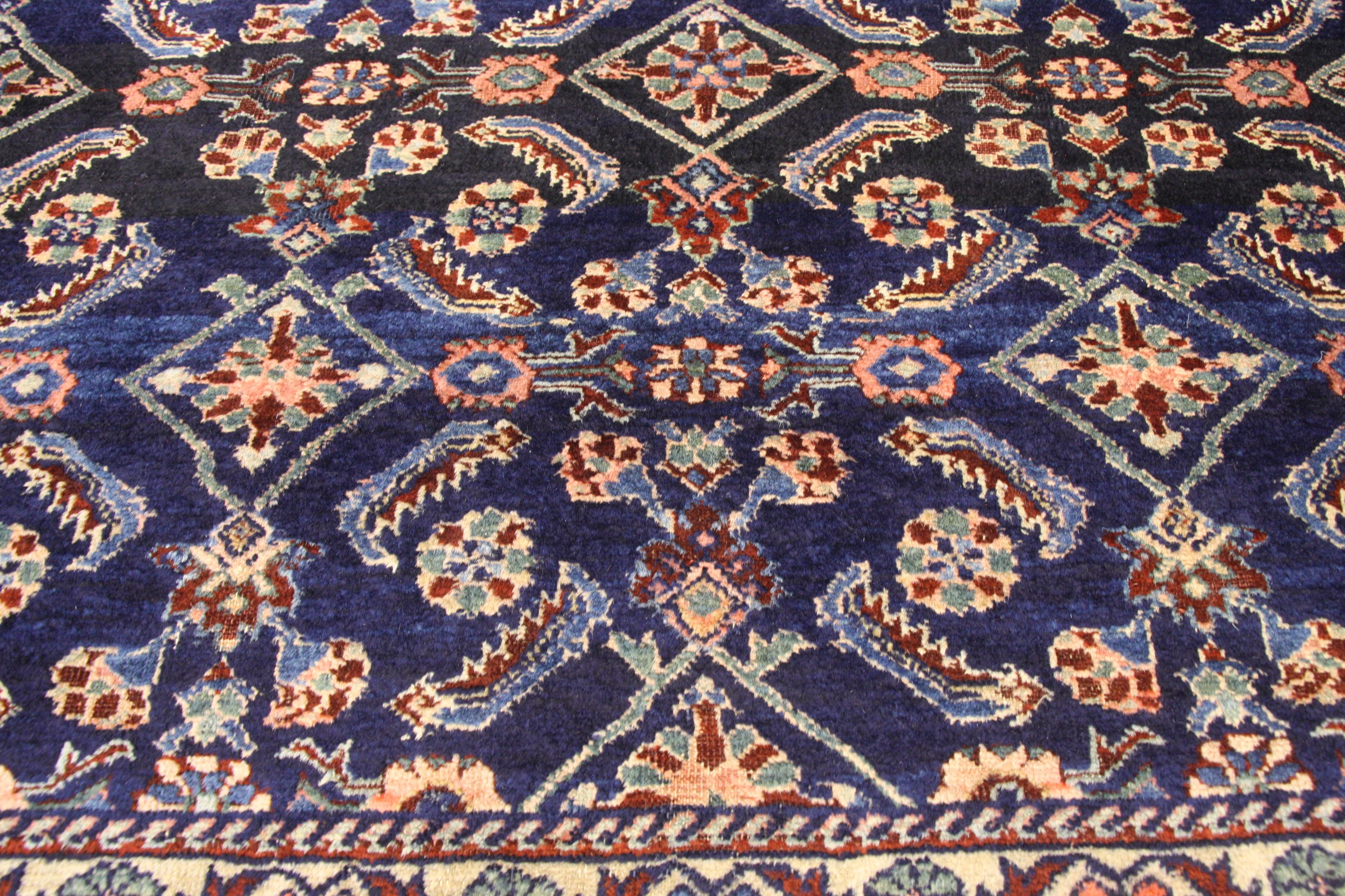 Hand-Crafted Antique Persian Lilihan Rug with Traditional Modern Style