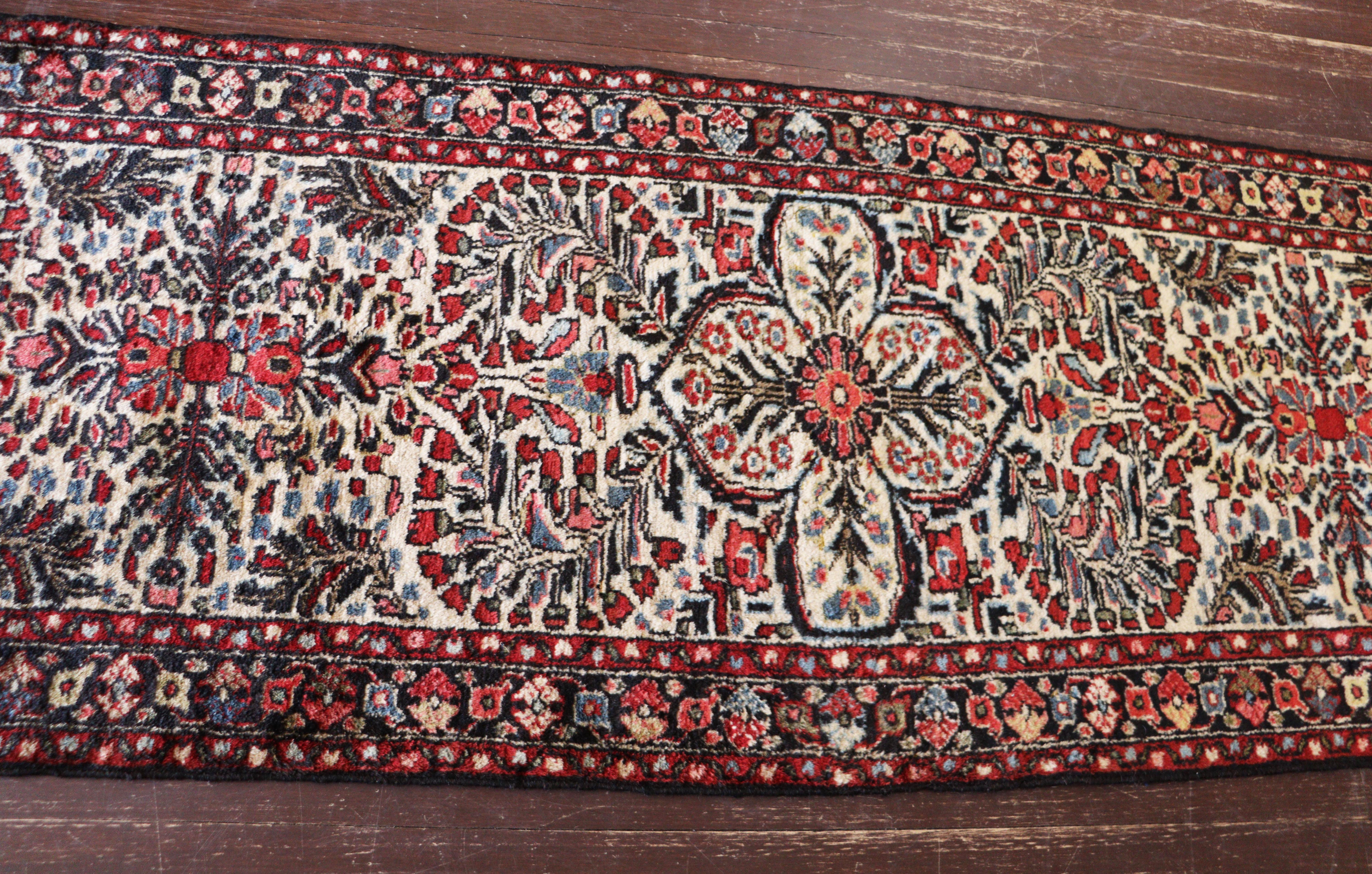 Wool Antique Persian Lilihan/Sarouk Runner, Ivory Color 2'8