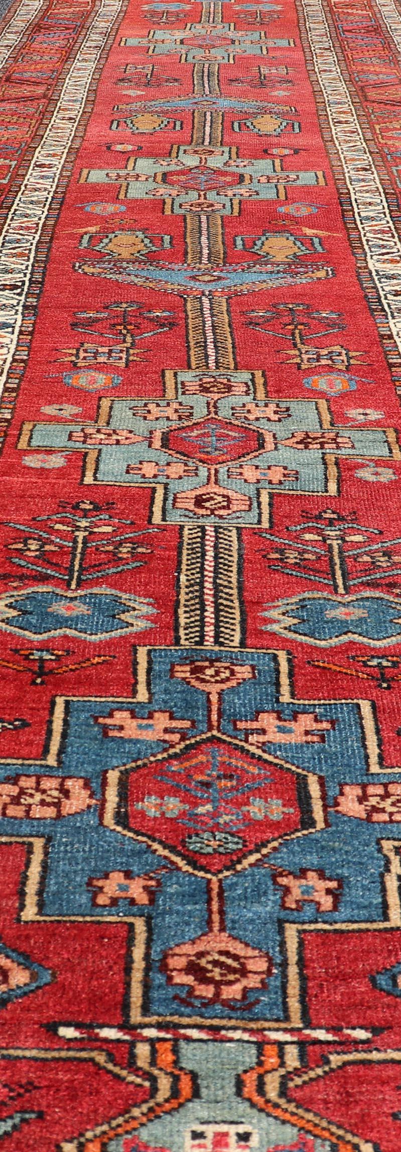 Antique Persian Long Persian Serapi Runner in Wool with Medallion Design For Sale 3
