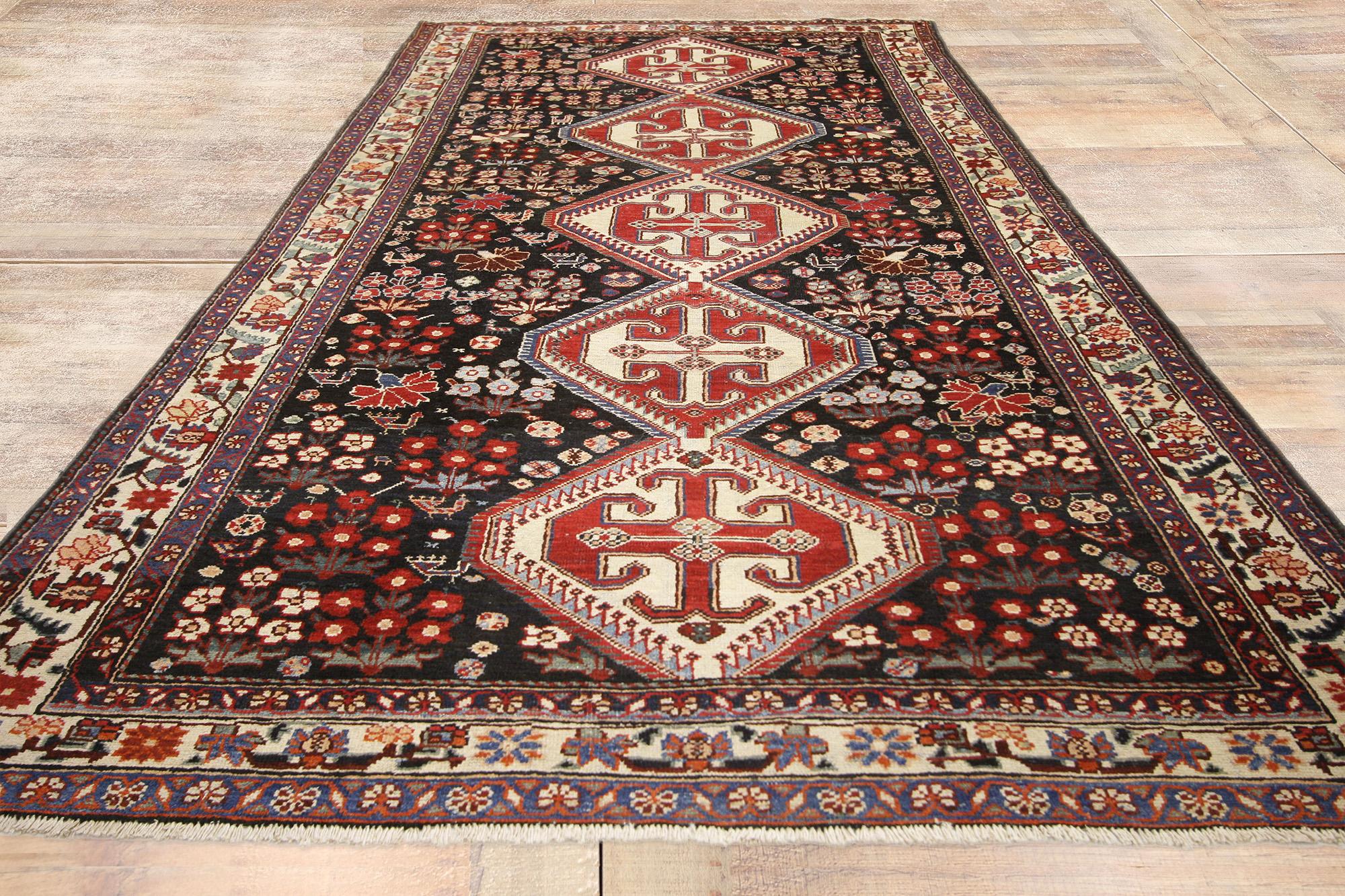 Laine Tapis persan ancien de style traditionnel en vente