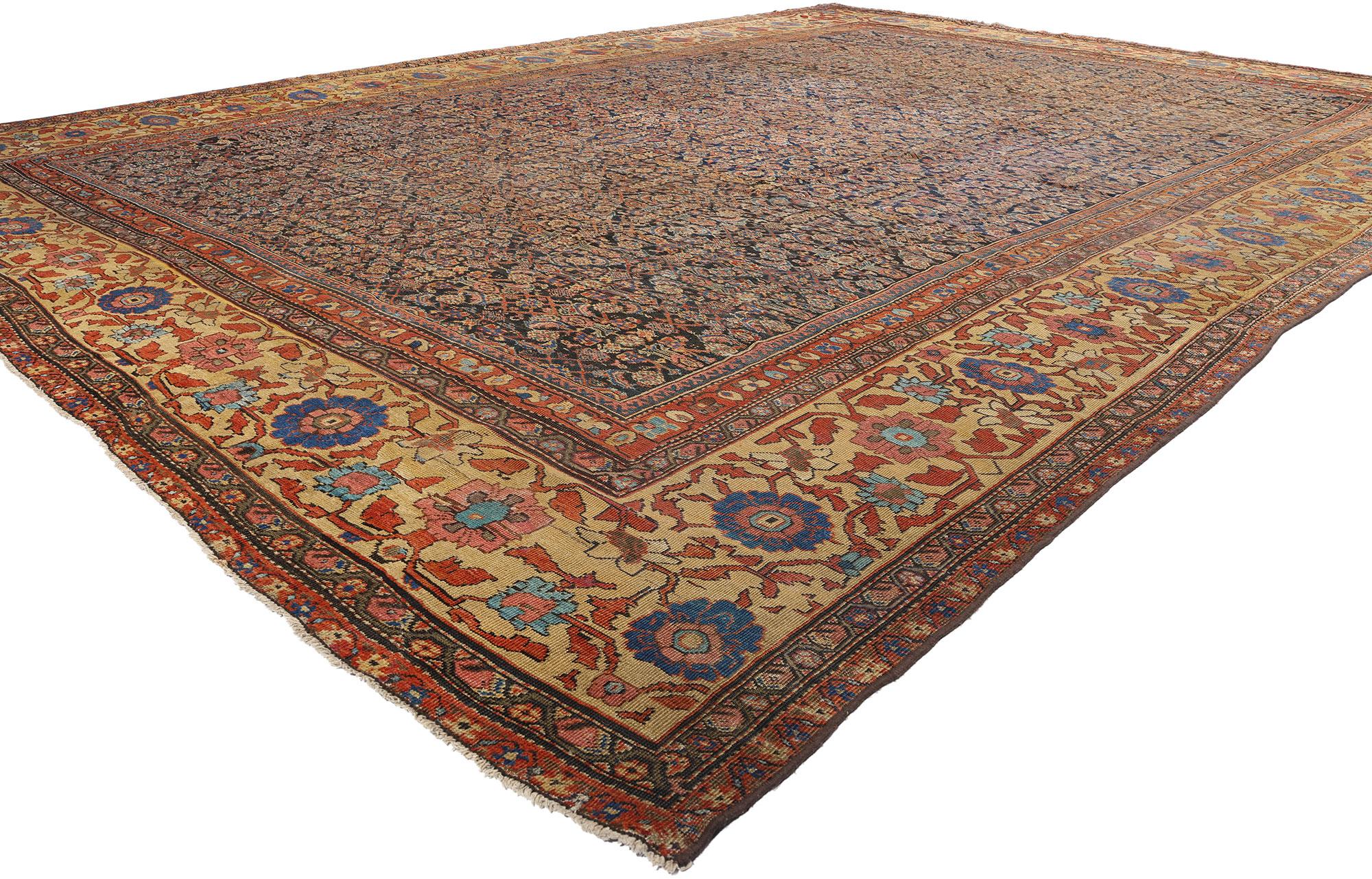 90021 Tappeto antico persiano Mahal, 12'07 x 17'00. Entra in un regno di bellezza senza tempo con questo antico tappeto persiano Mahal in lana annodato a mano, una squisita testimonianza di maestria artigianale e design intricato. Il motivo allover