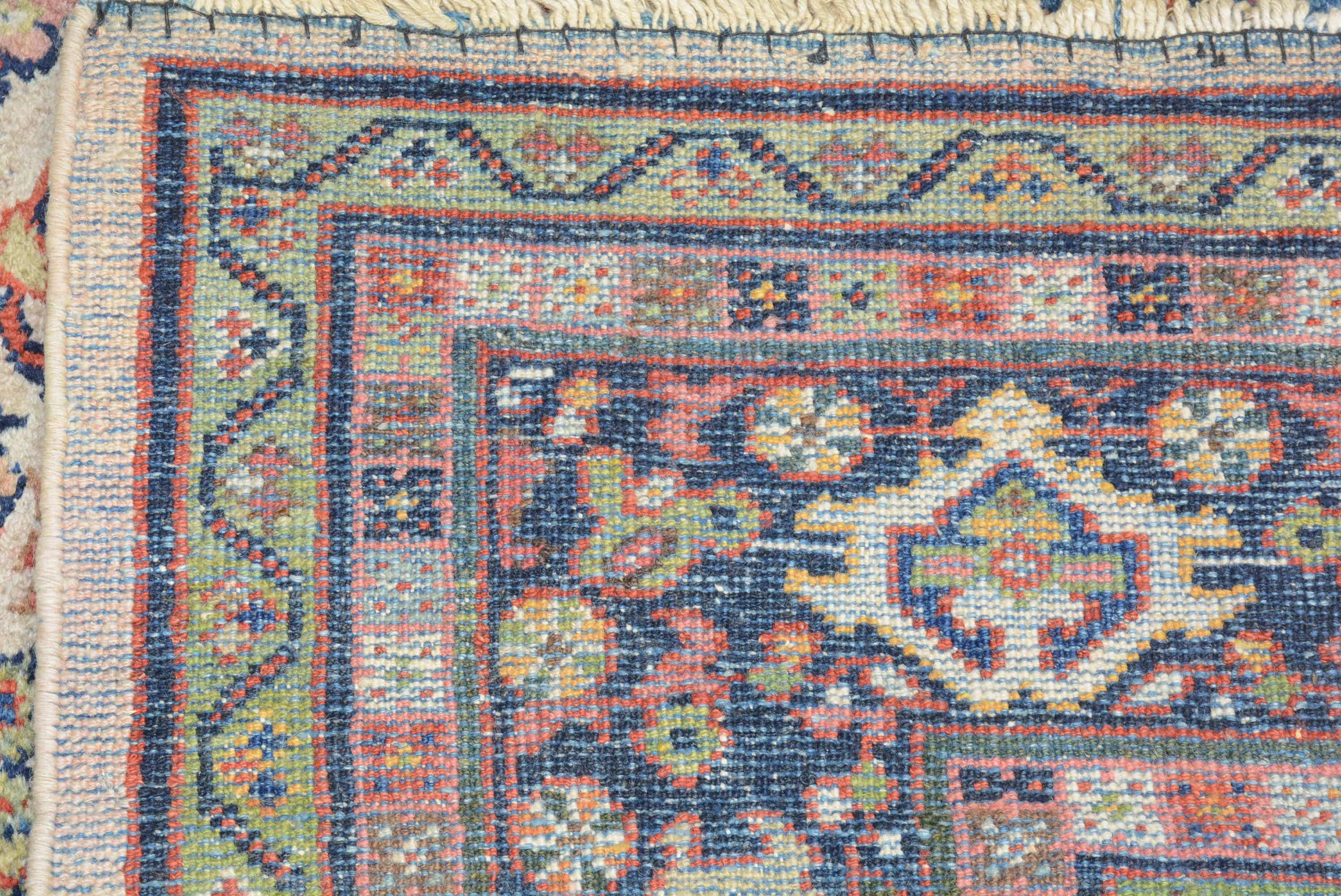 Antiker persischer Mahal-Teppich im Angebot 2