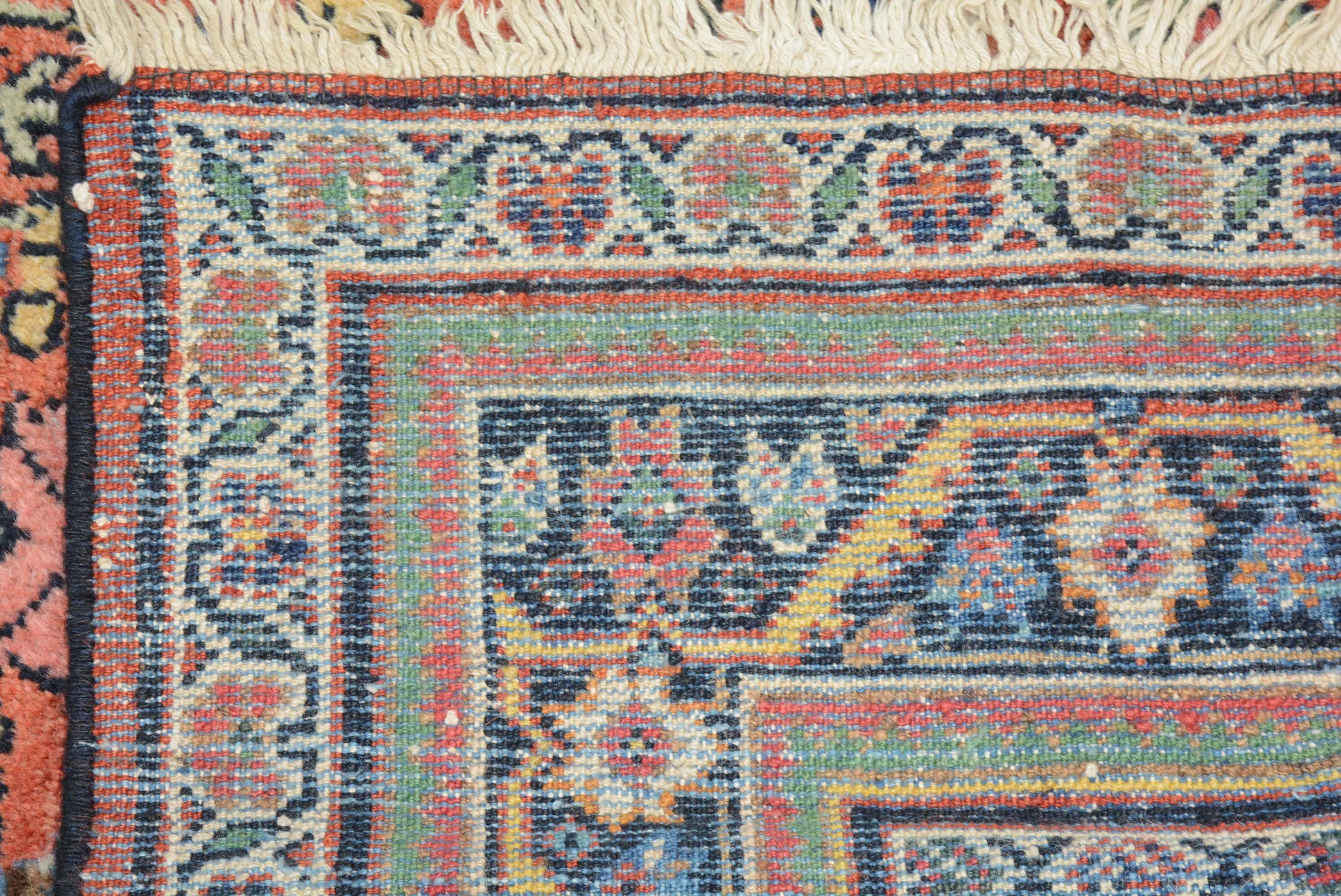 Antiker persischer Mahal-Teppich im Angebot 2