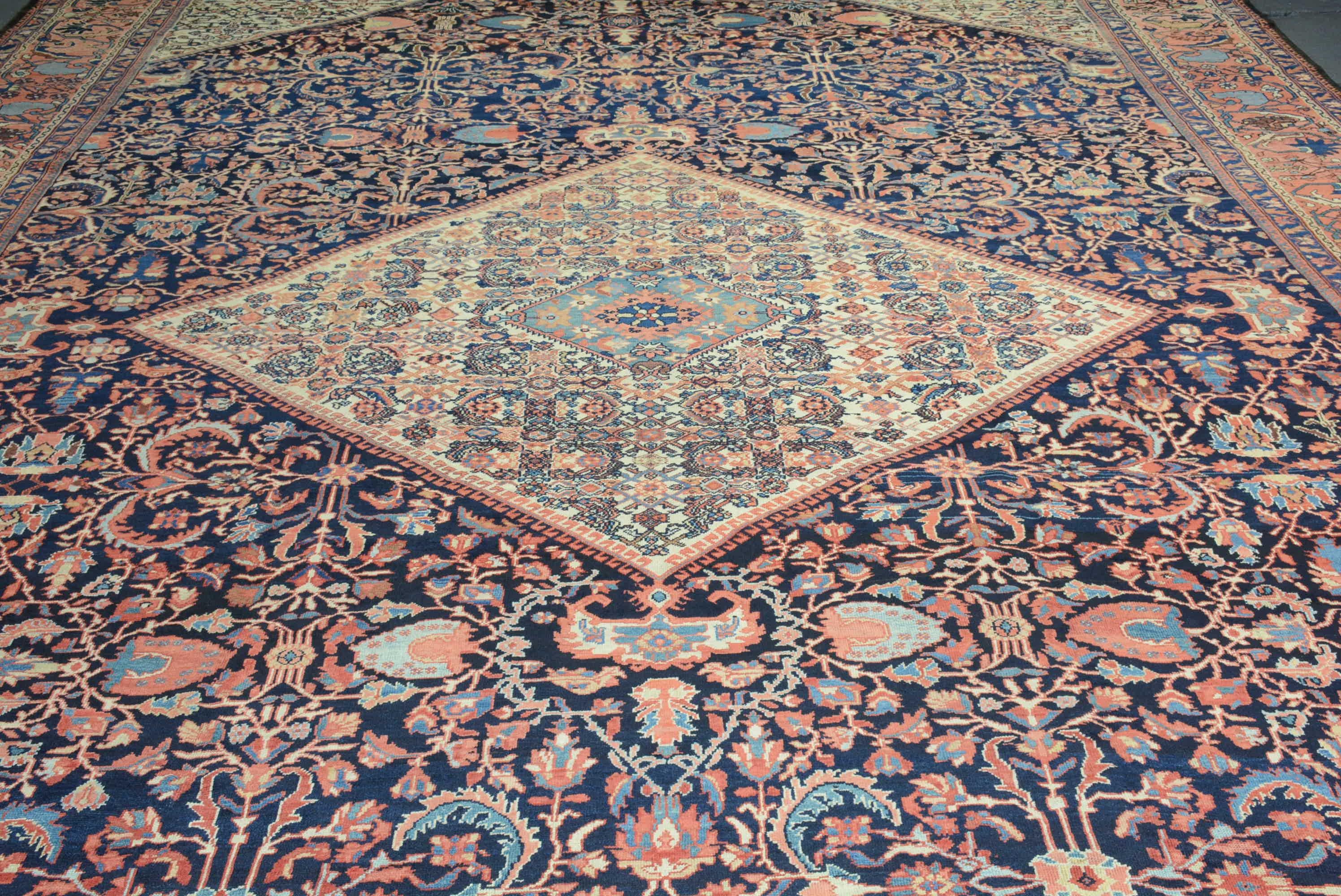 Antiker persischer Mahal-Teppich im Angebot 6