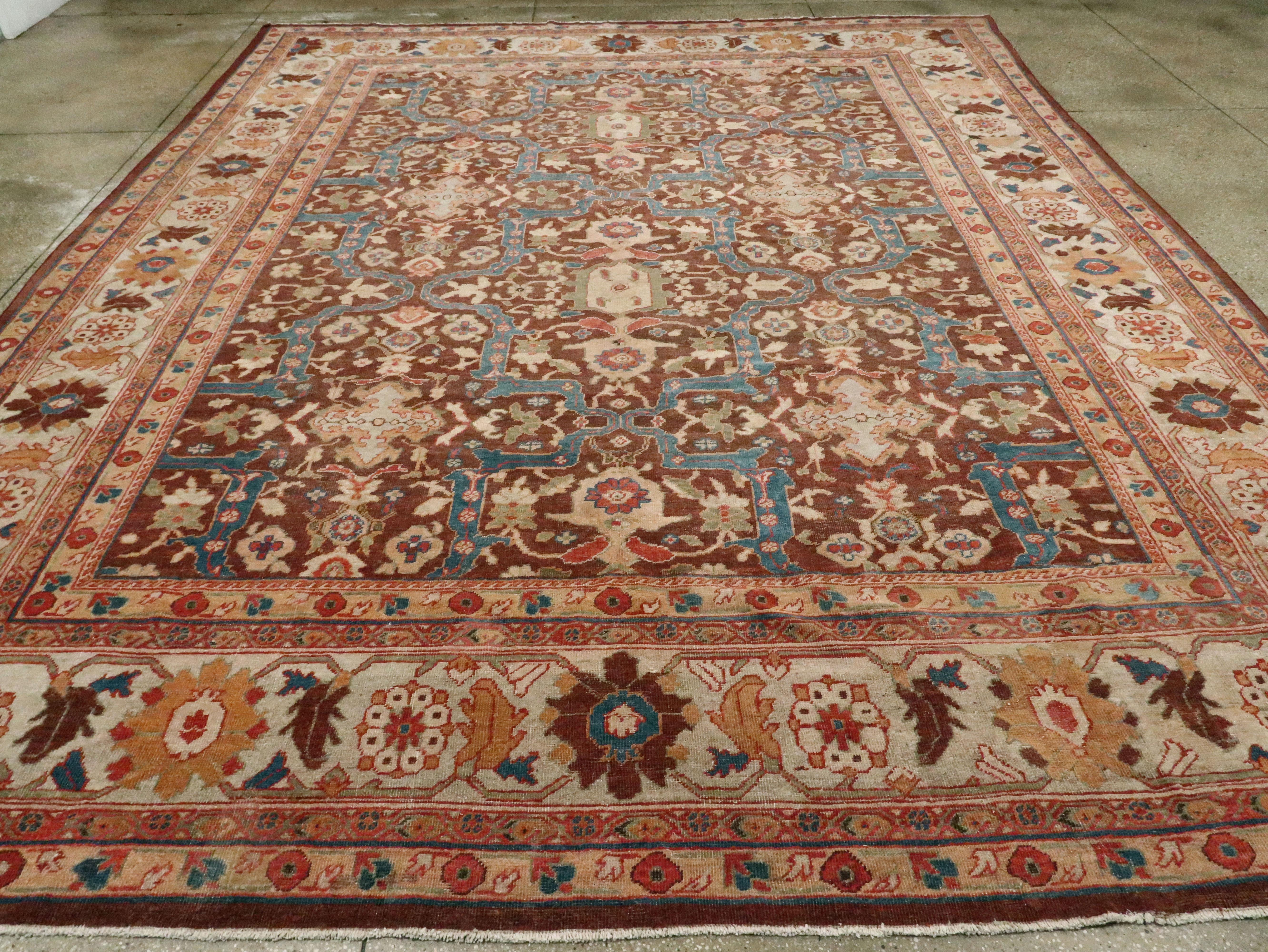 Antique Persian Mahal Carpet In Good Condition In New York, NY