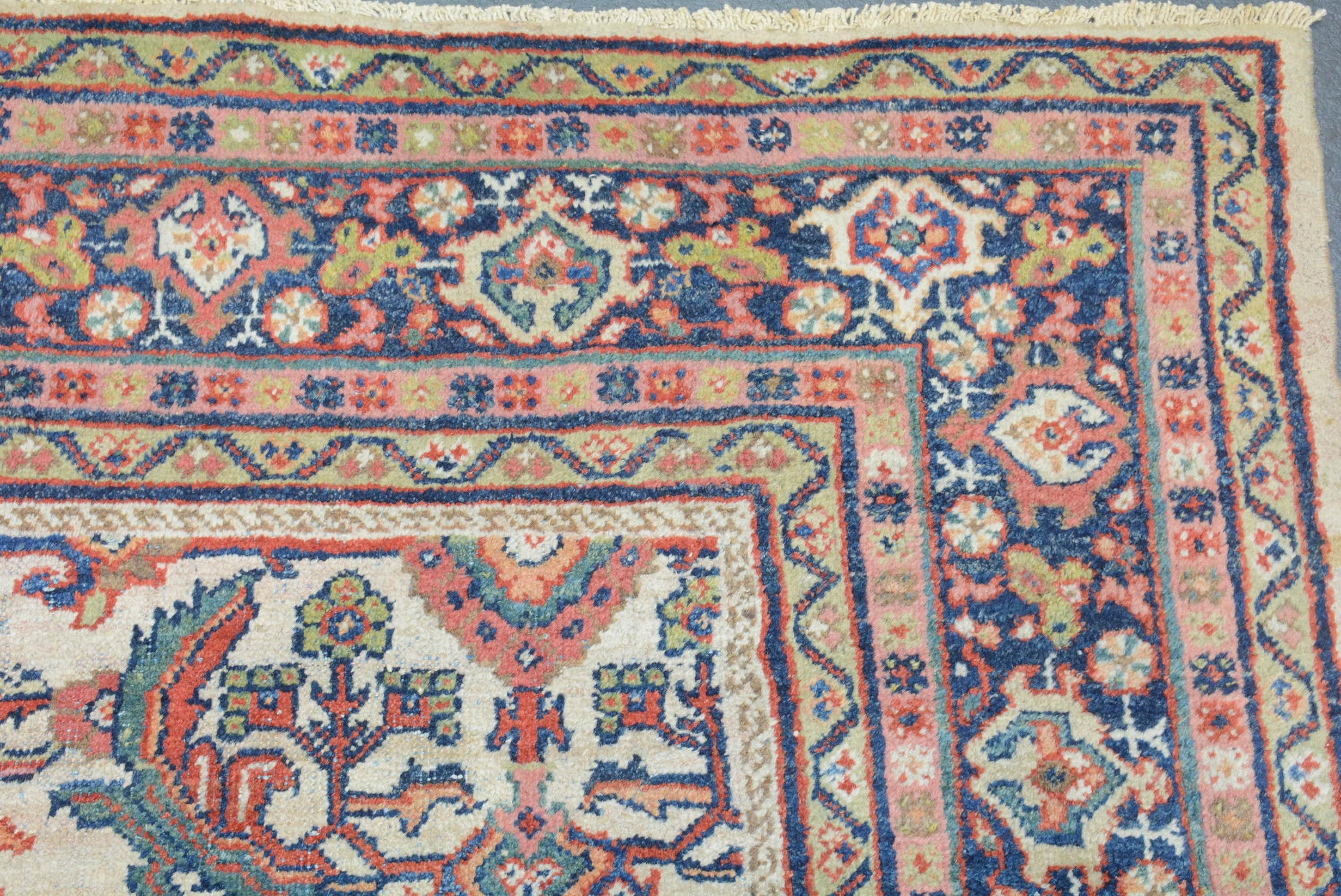Antiker persischer Mahal-Teppich (Wolle) im Angebot