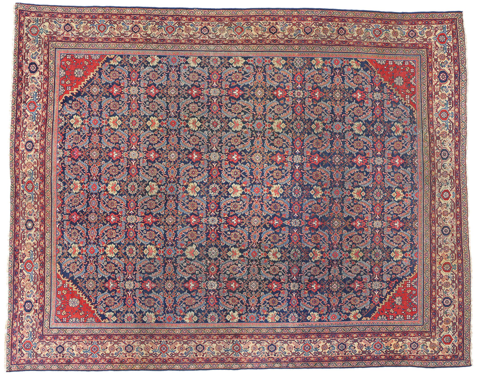 Tapis persan ancien de style traditionnel en vente 2
