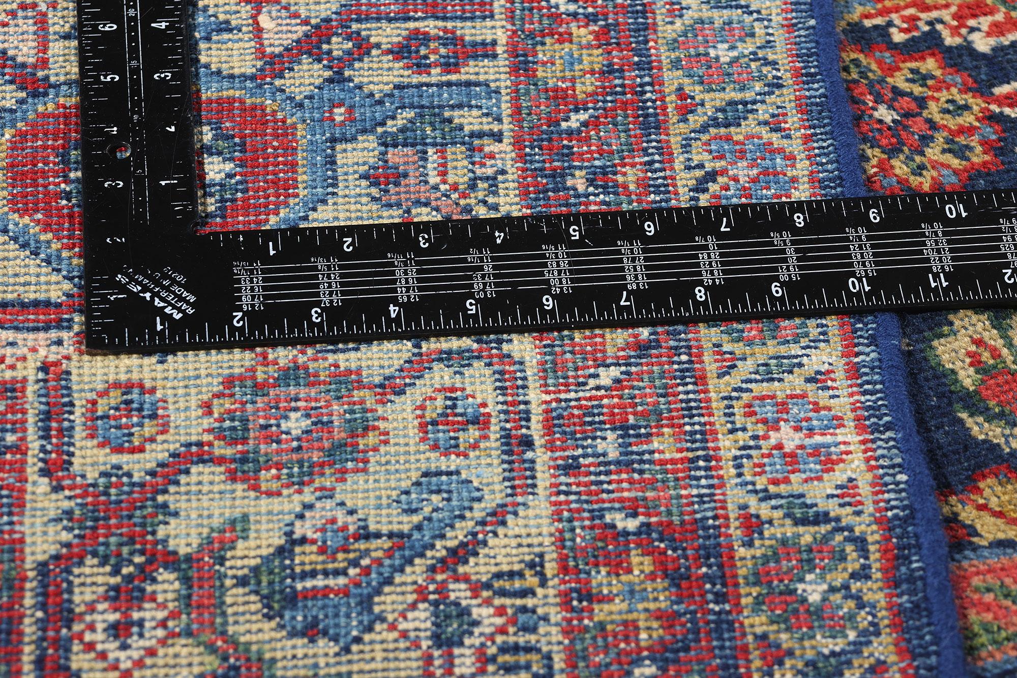 Tapis persan ancien de style traditionnel Bon état - En vente à Dallas, TX