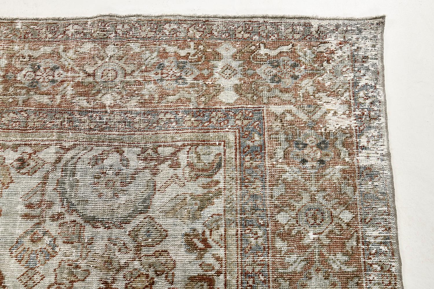 Antique Persian Mahal from Mehraban For Sale 5