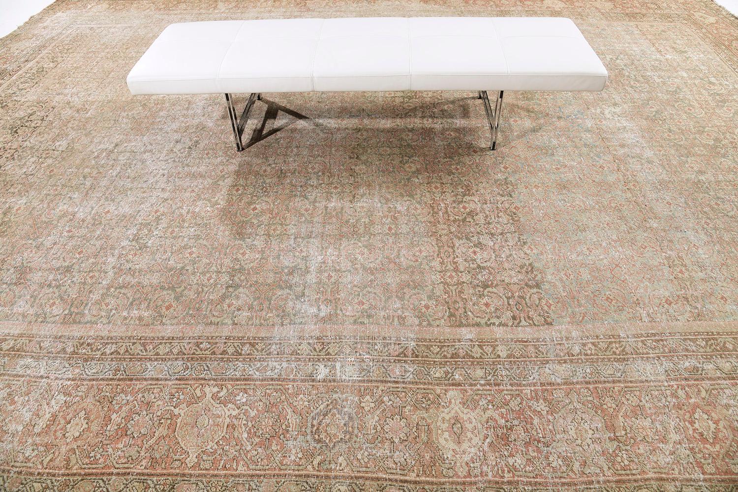 Antiker persischer Mahal aus Mehraban im Angebot 1