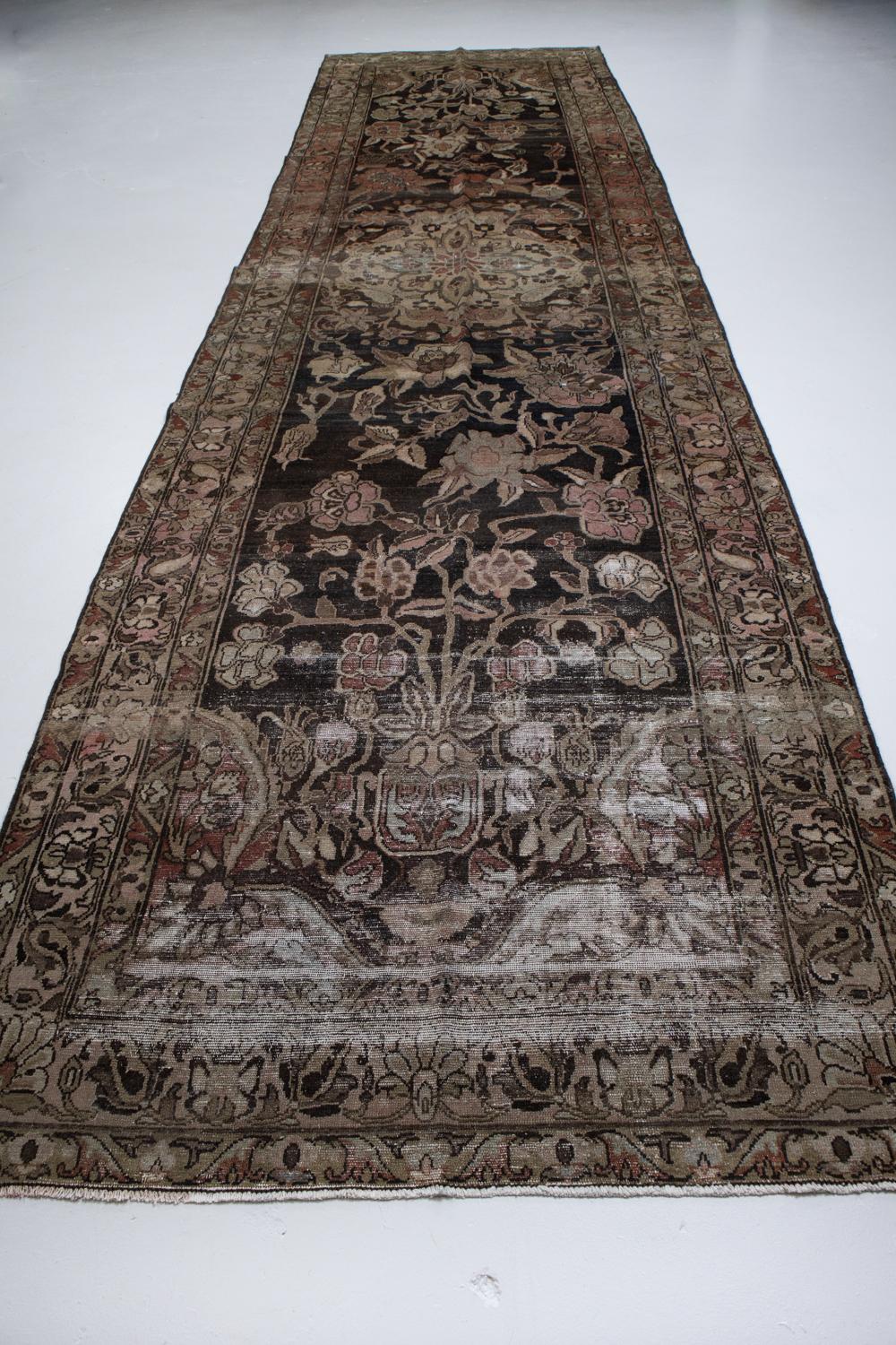 Cotton Antique Persian Mahal Gallery Runner Rug For Sale