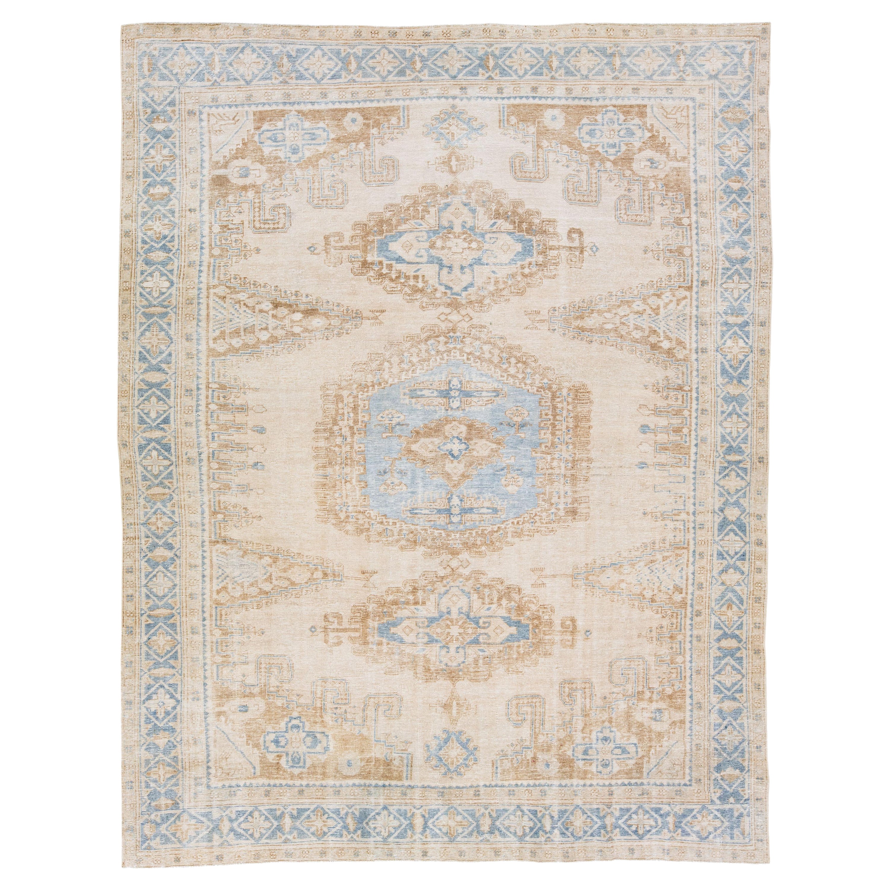 Antico tappeto persiano Mahal in lana beige e blu fatto a mano con disegno tribale