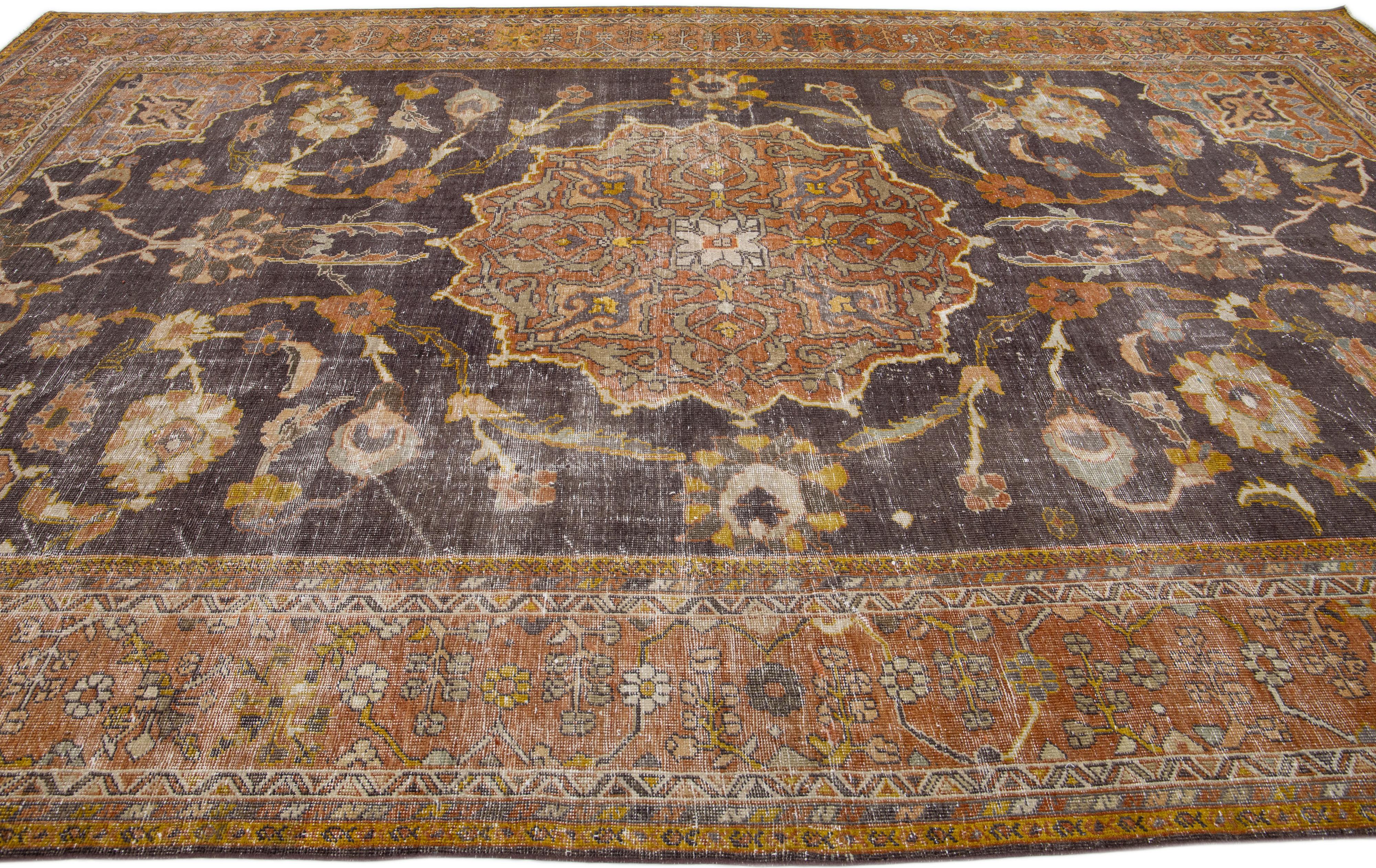 Antique Persian Mahal  Handmade Grey & Orange Wool Rug with Medallion Design In Good Condition For Sale In Norwalk, CT