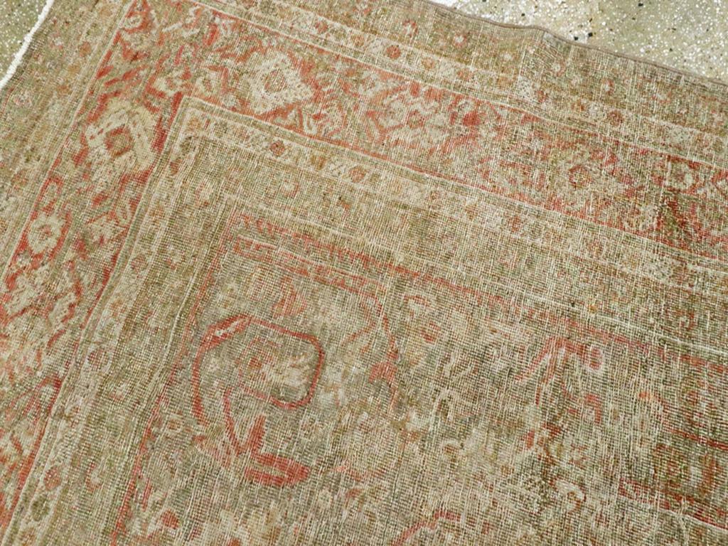 Antiker persischer Mahal-Teppich in Zimmergröße (Persisch) im Angebot