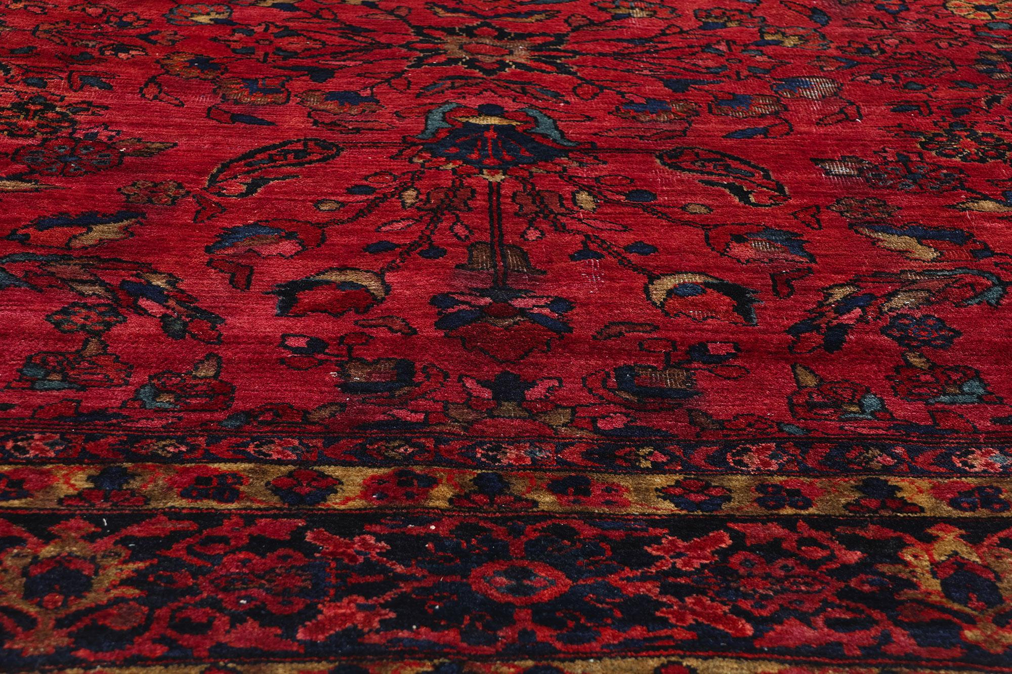 1920's Persian Mahal Carpet with Traditional Style In Good Condition For Sale In Dallas, TX