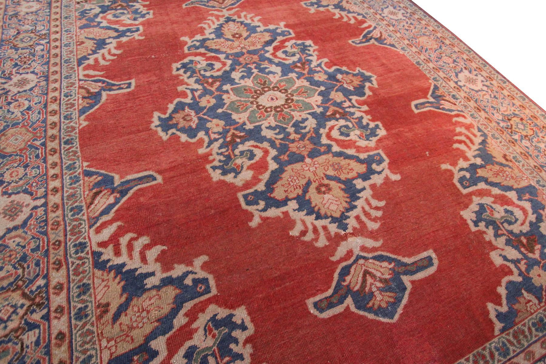 Antique Persian Mahal Rug Antique Sultanabad Rug Rust Geometric, 1880 In Good Condition For Sale In New York, NY