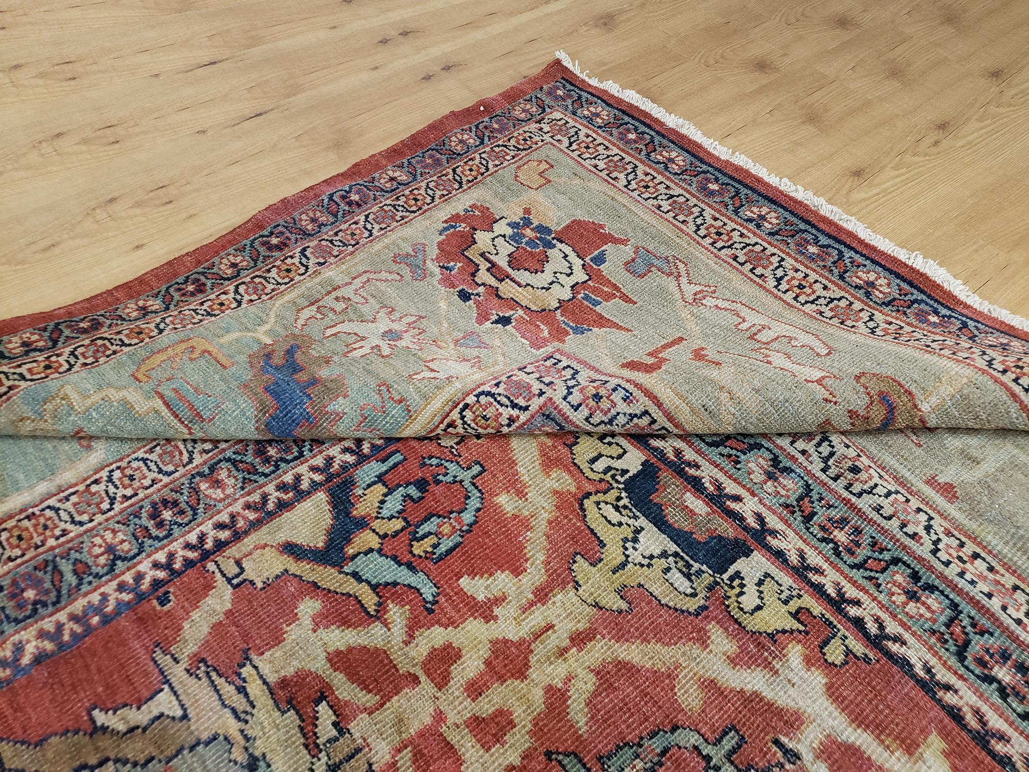 Antique Persian Mahal Rug In Good Condition For Sale In New York, NY