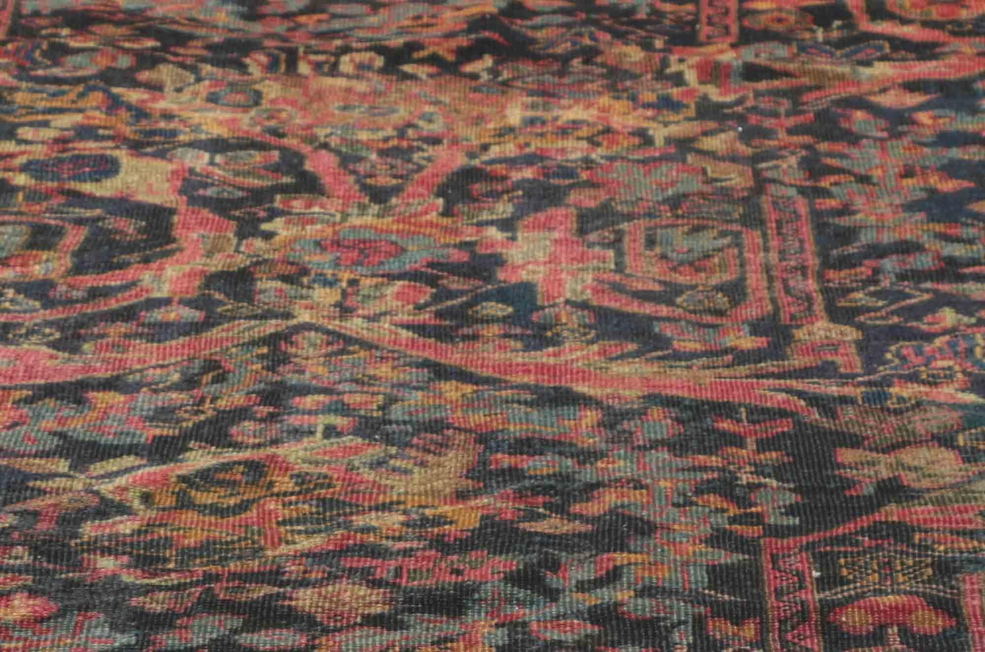 Antiker persischer Mahal-Teppich (Persisch) im Angebot