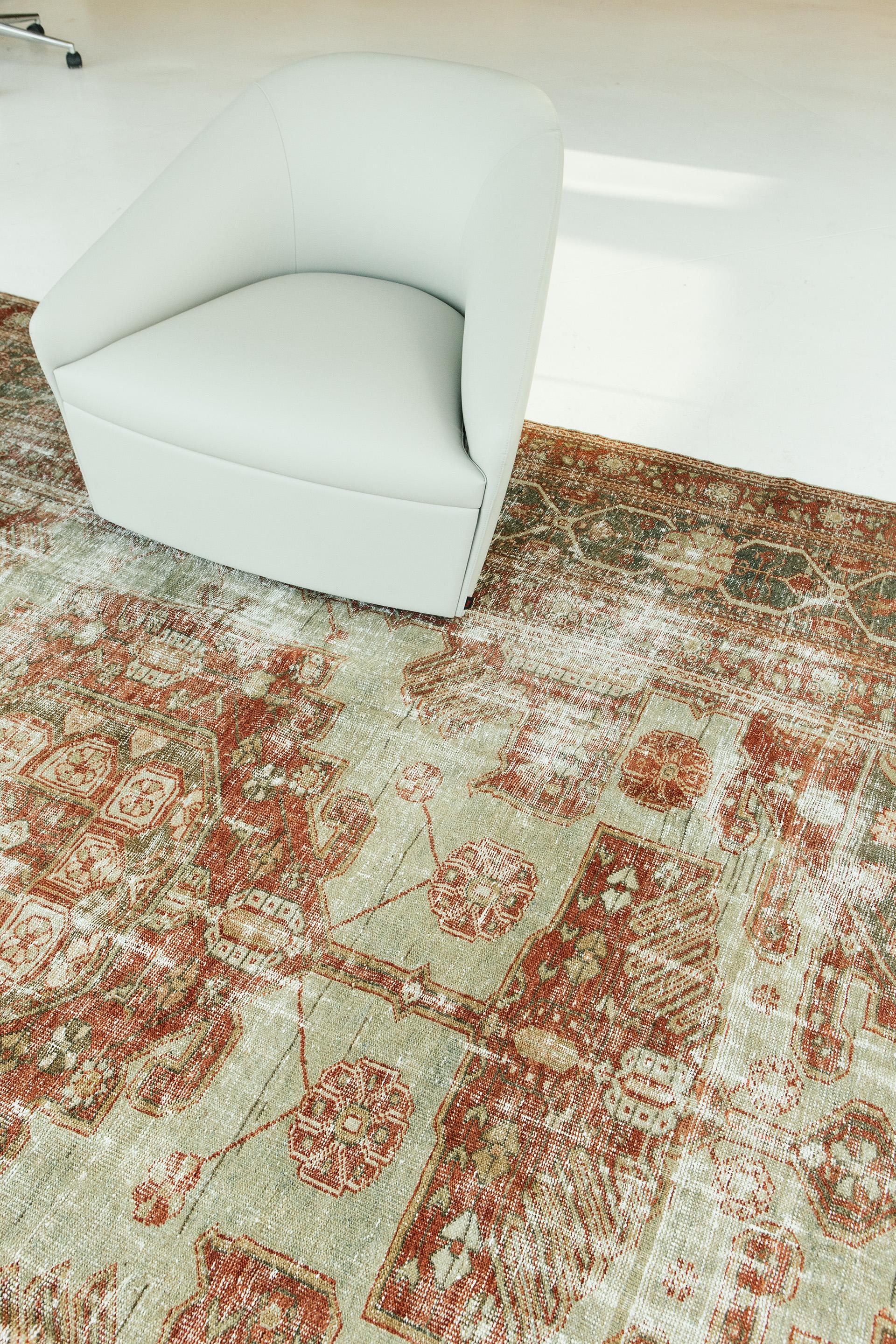Antiker persischer Mahal-Teppich im Zustand „Gut“ im Angebot in WEST HOLLYWOOD, CA
