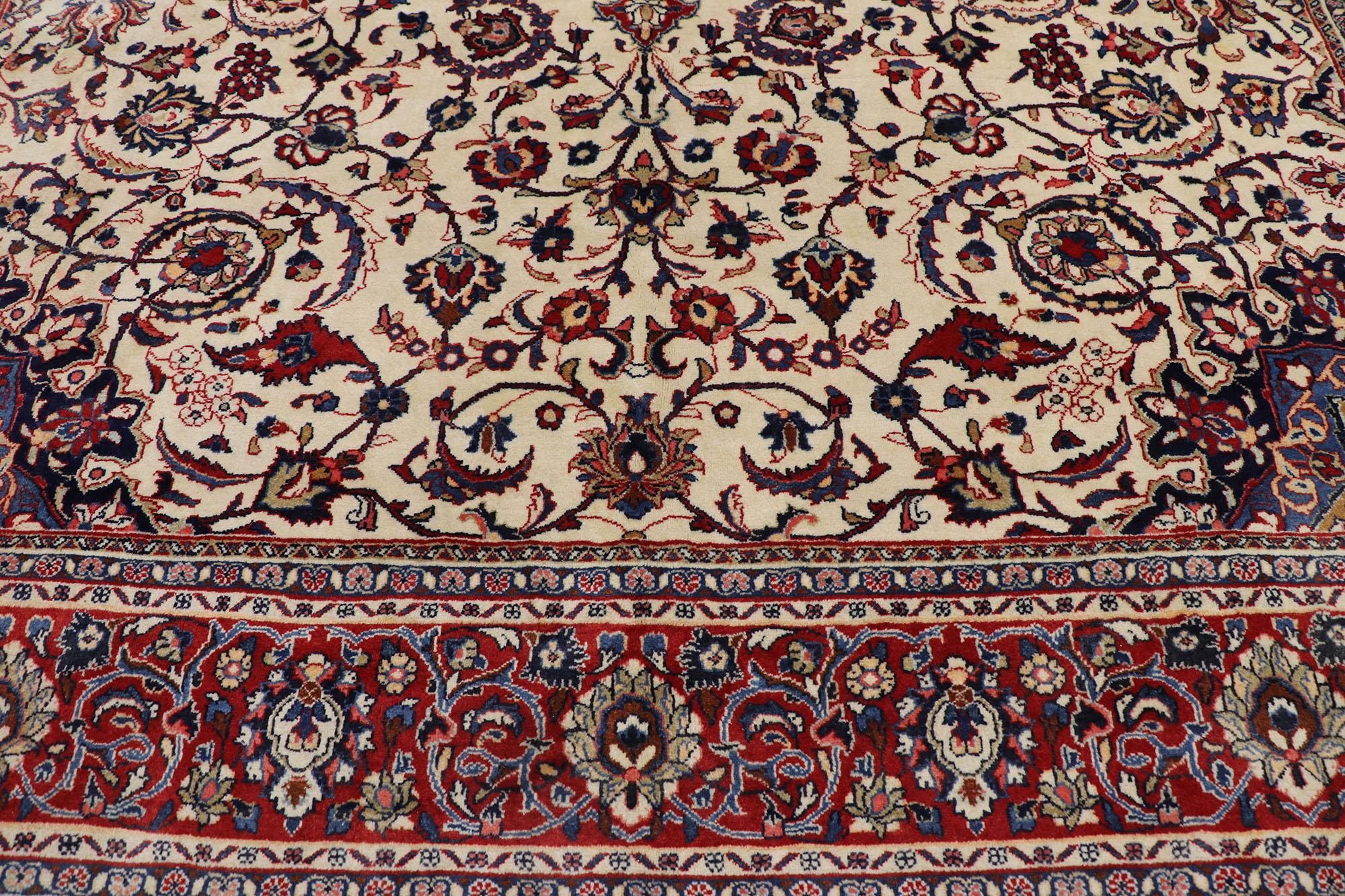 Antique Persian Mahal Rug In Good Condition For Sale In Dallas, TX