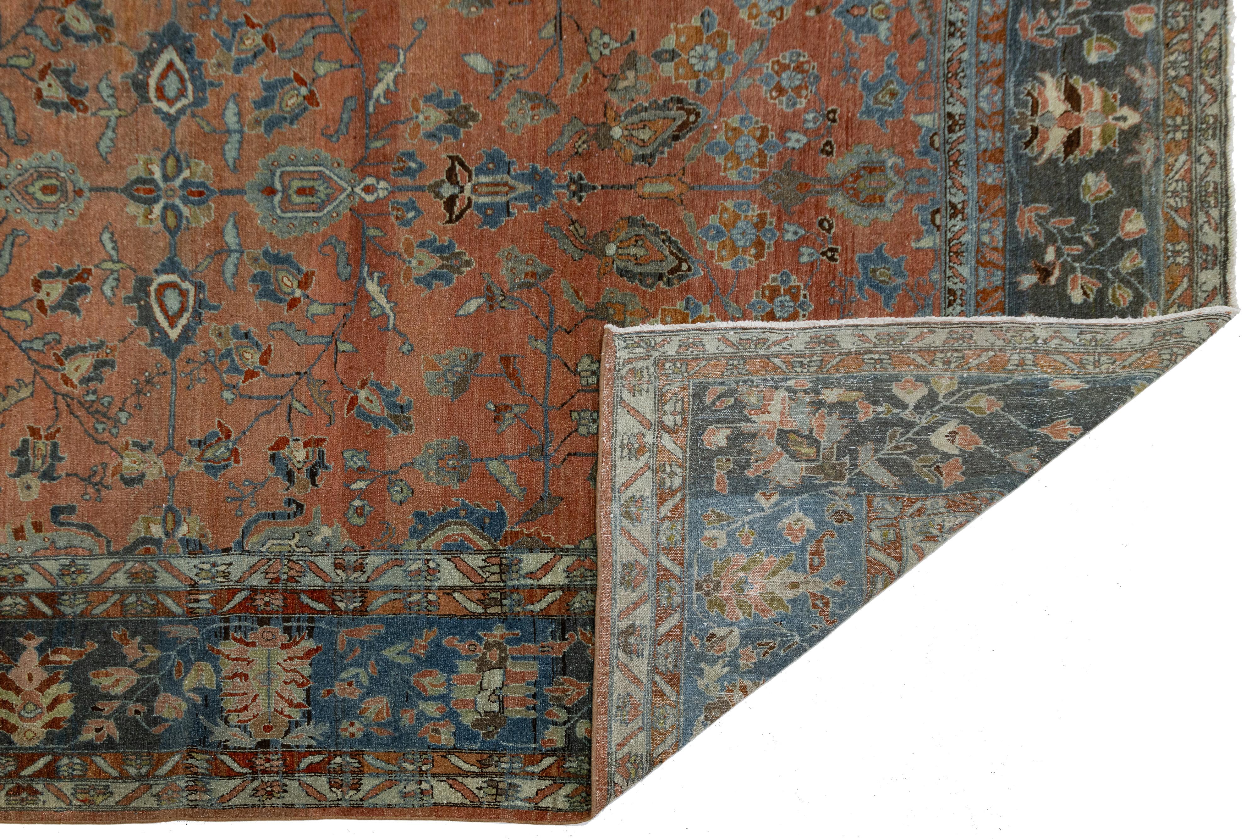 Islamique Antique Persian Mahal Rug in Red Hand-Knotted Wool, 20th Century en vente