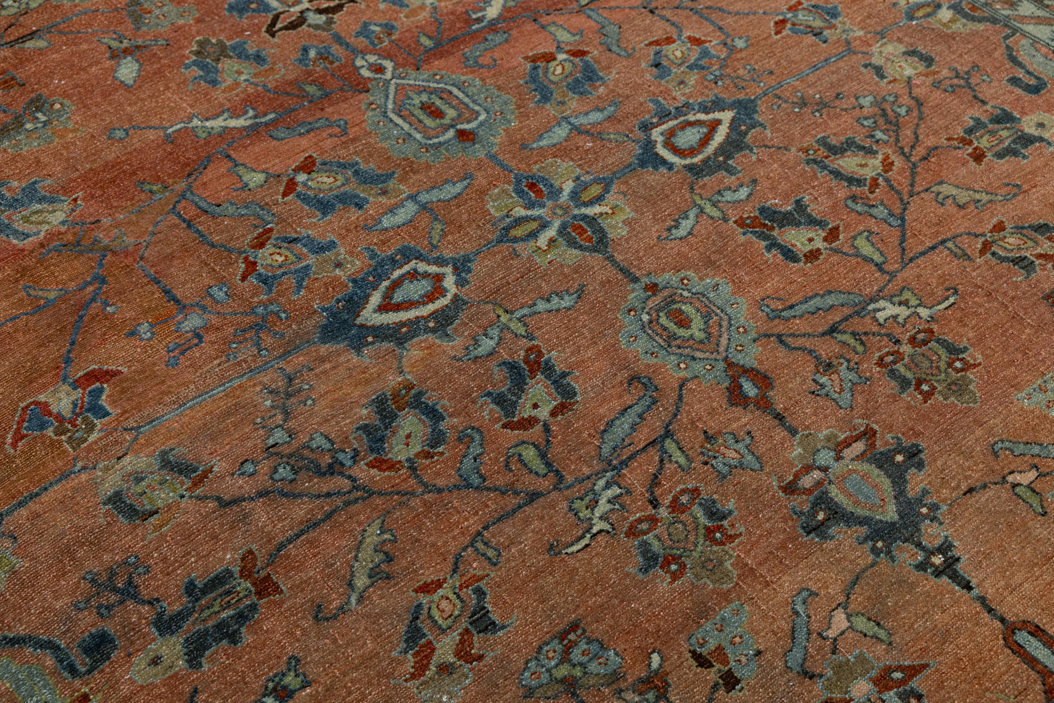 Laine Antique Persian Mahal Rug in Red Hand-Knotted Wool, 20th Century en vente