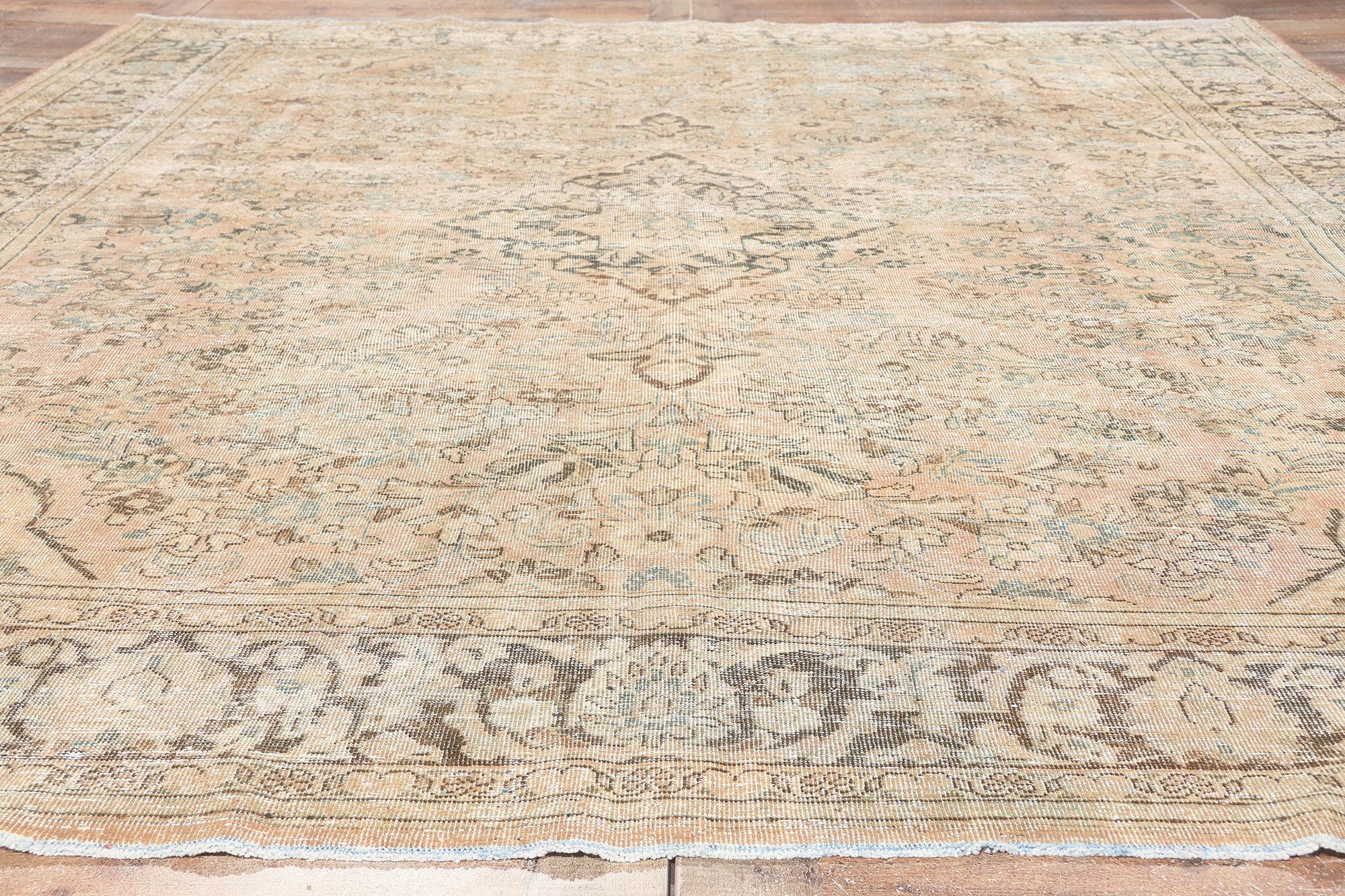 Antique Persian Mahal Rug, Laid-Back Luxury Meets Quiet Sophistication For Sale 1