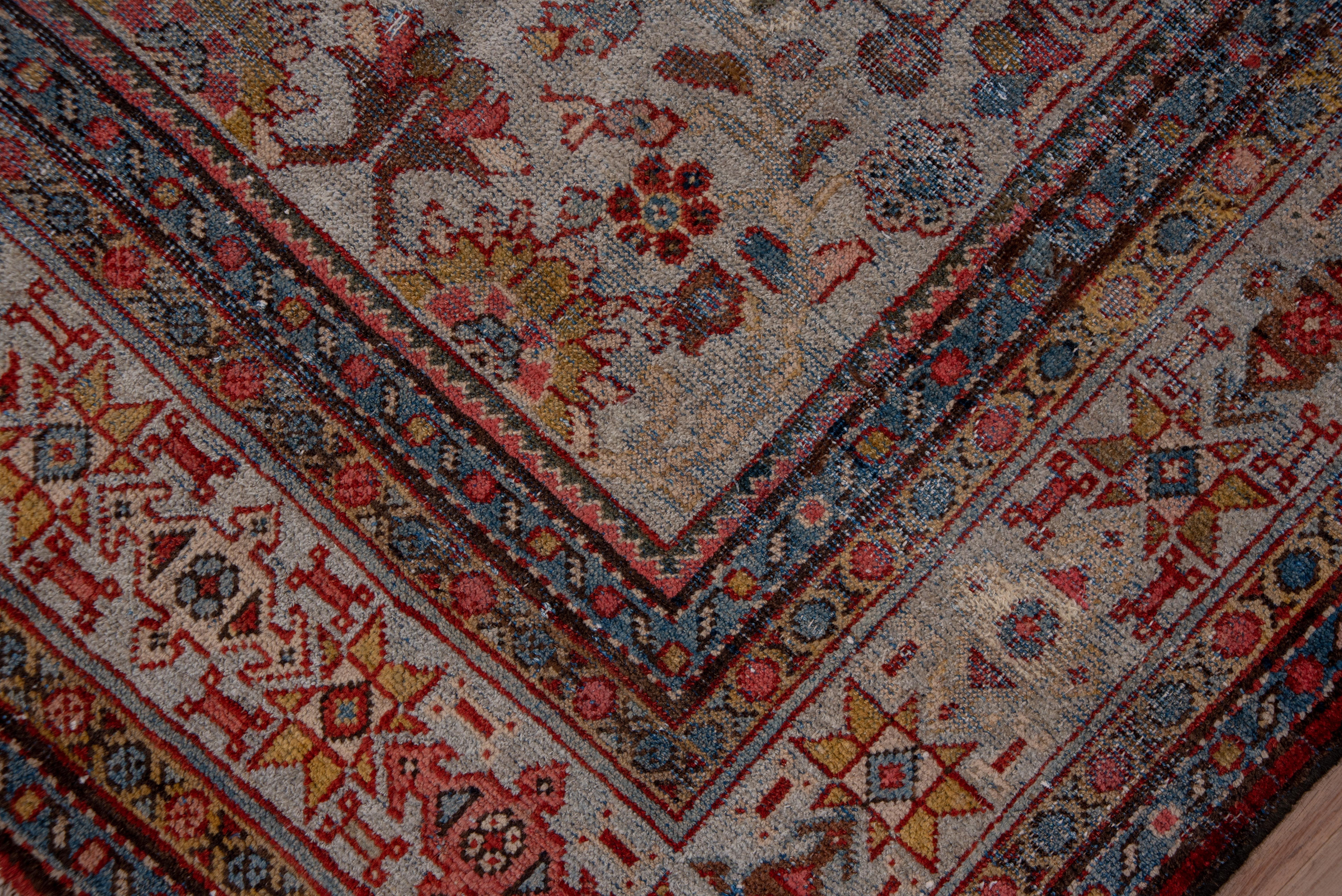 Antique Persian Mahal Rug, Light Gray Borders, Red and Gray Field, circa 1930s In Good Condition For Sale In New York, NY