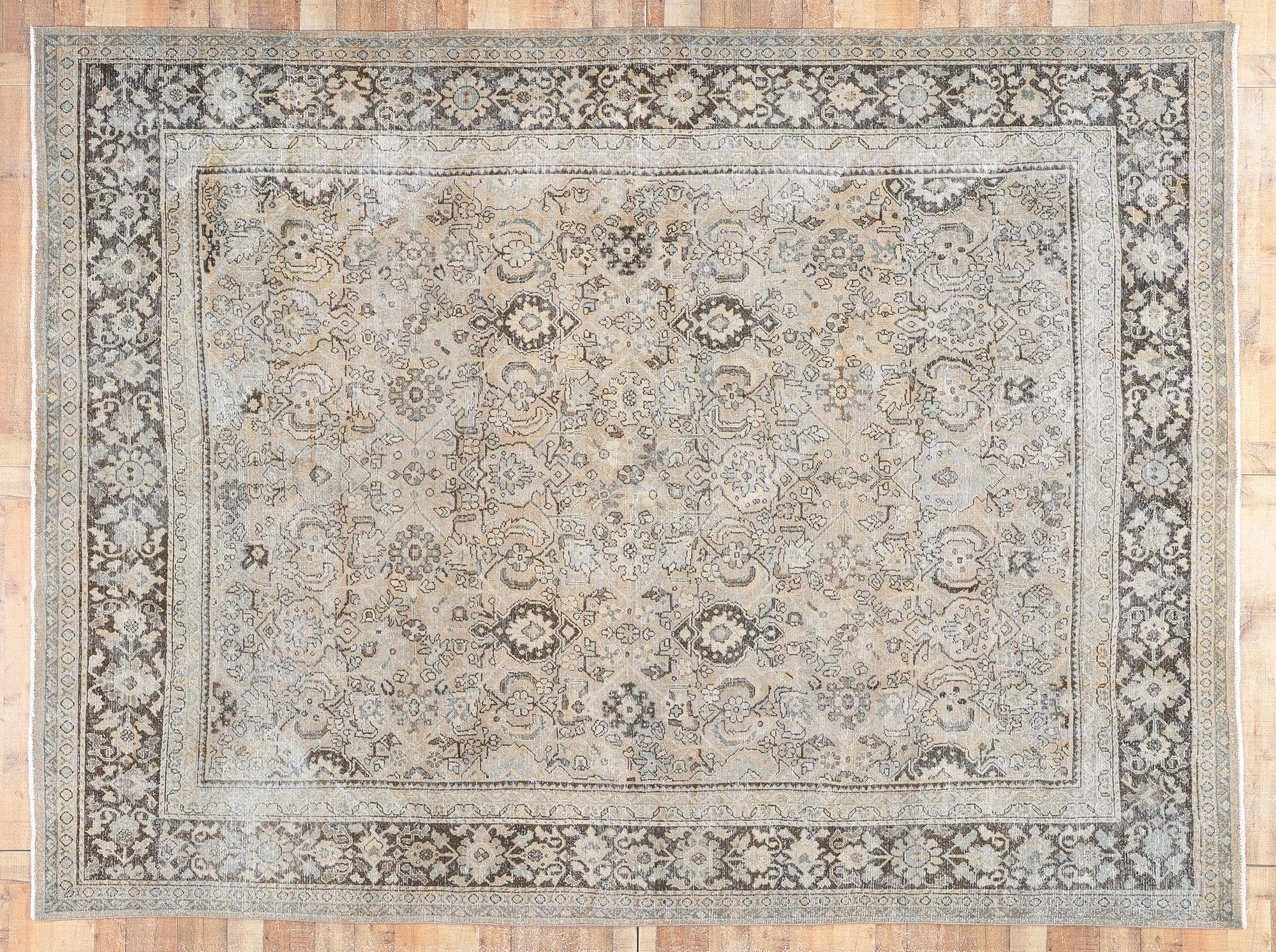 Antique Persian Mahal Rug, Rustic and Refined Meets Laid-Back Luxury For Sale 3