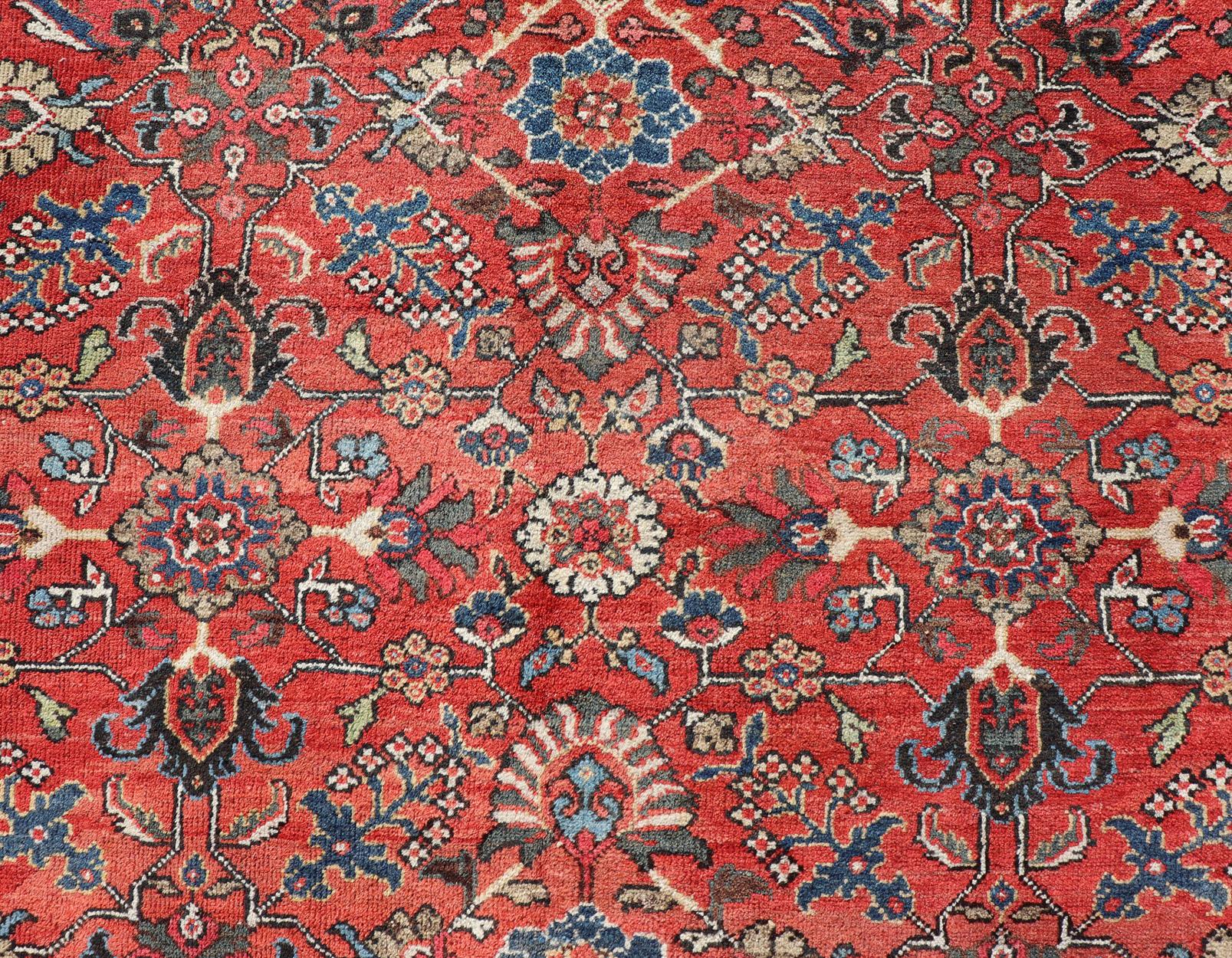 Tapis persan ancien Mahal avec motif sur toute sa surface, bordure rouge douce et foncée en vente 3