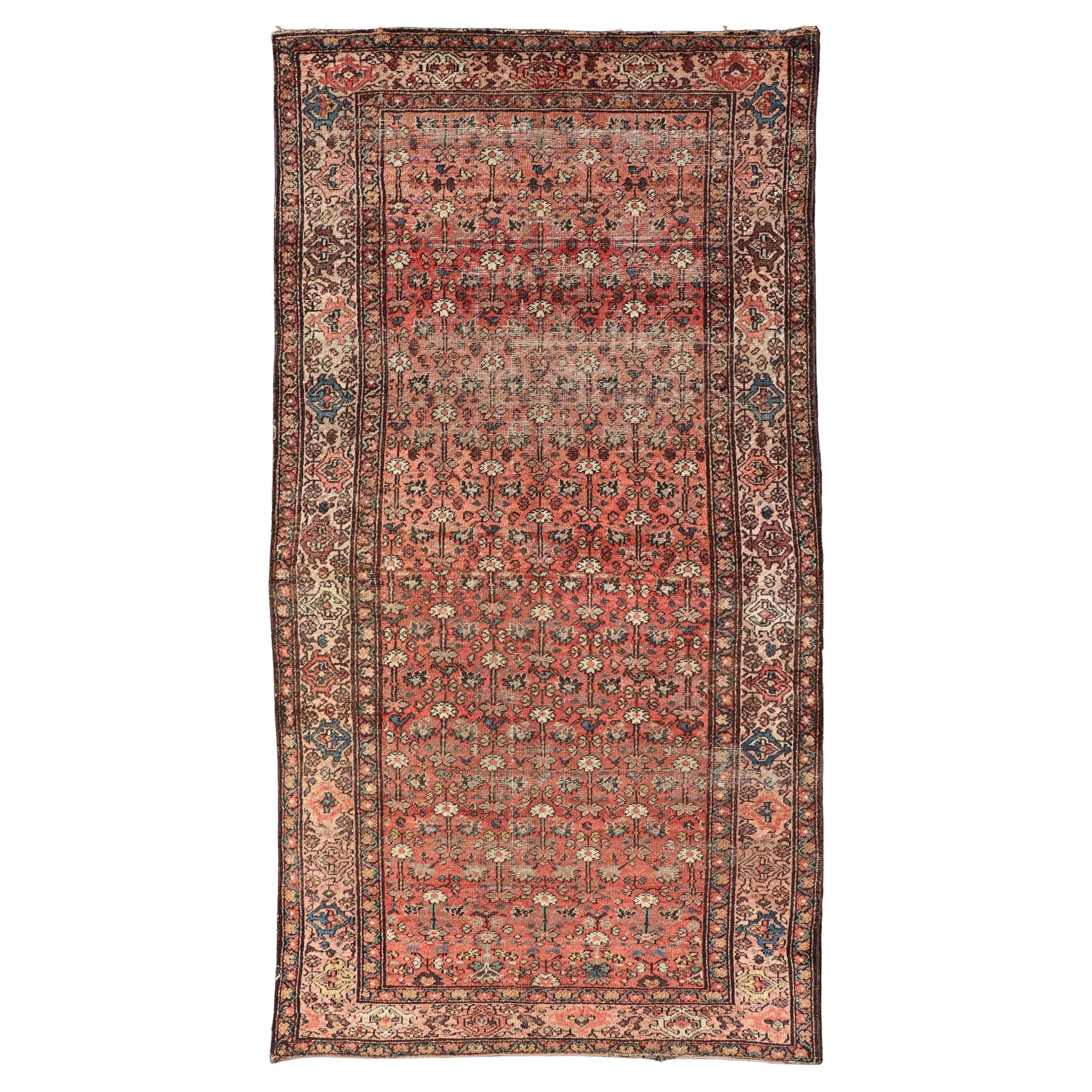 Alfombra Persa Antigua Mahal con Motivo Botánico Allover en Campo Coral4
6 x 9
3 en venta