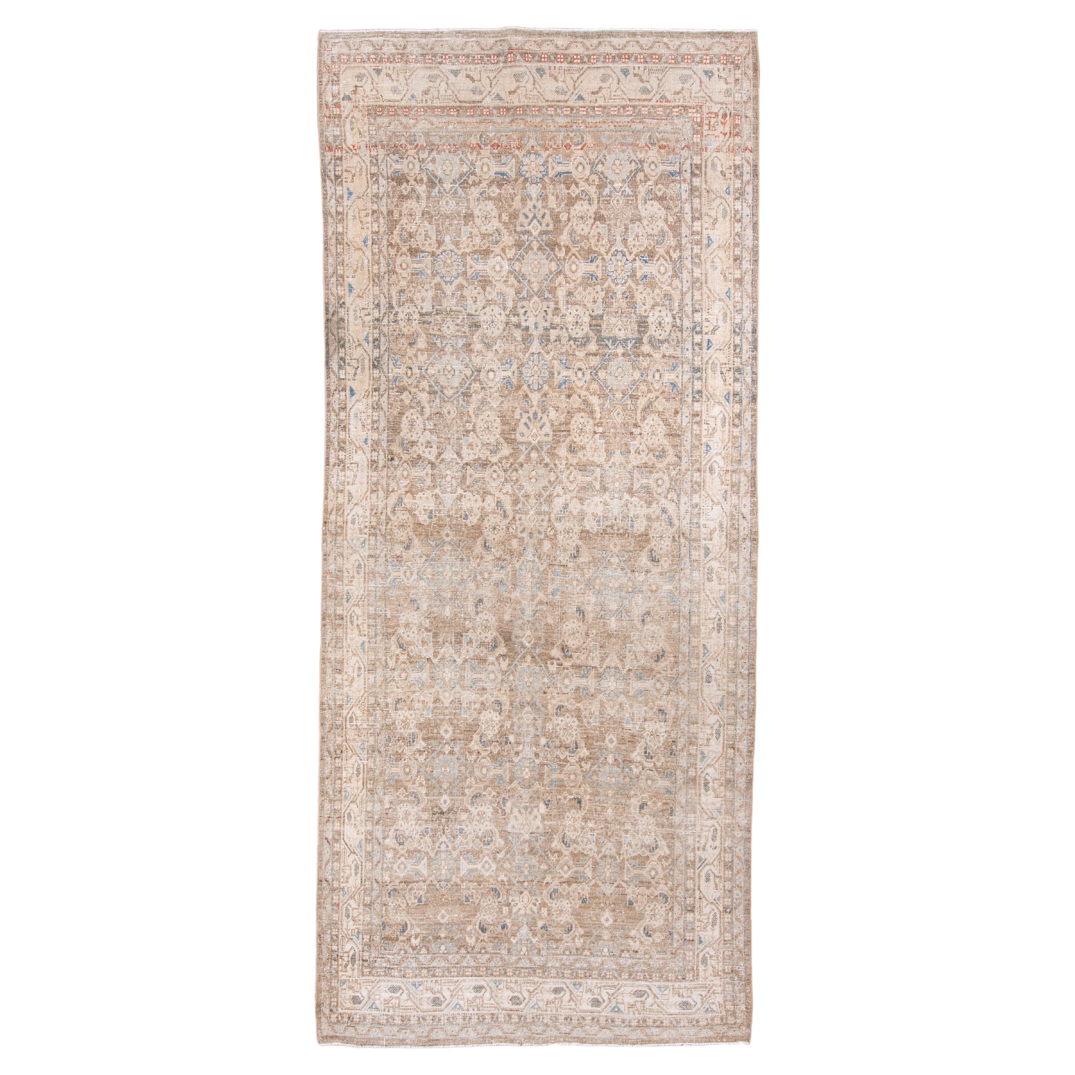 Antiker persischer Mahal-Teppich mit floralem Allover-Muster in weichem Taupe und Hellblau im Angebot