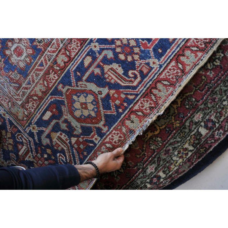 Antiker persischer Mahal-Teppich mit geometrischem Blumenmuster, um 1925-1935 im Angebot 12