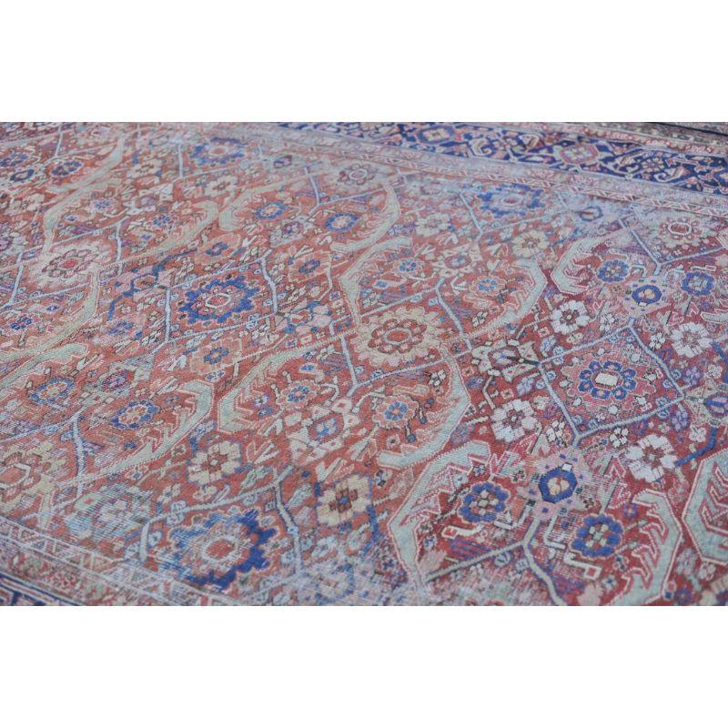 Antiker persischer Mahal-Teppich mit geometrischem Blumenmuster, um 1925-1935 im Angebot 4