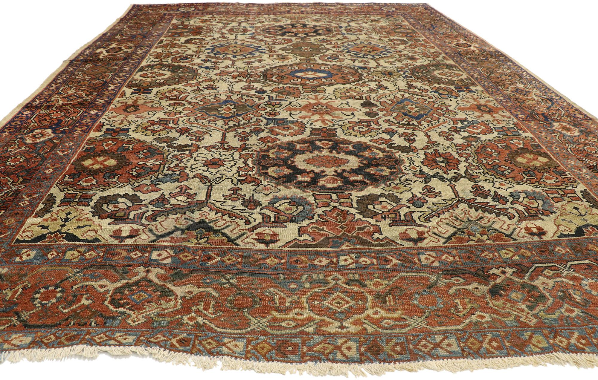 Antique Persian Mahal Rug with Rustic American Colonial Style For Sale 2