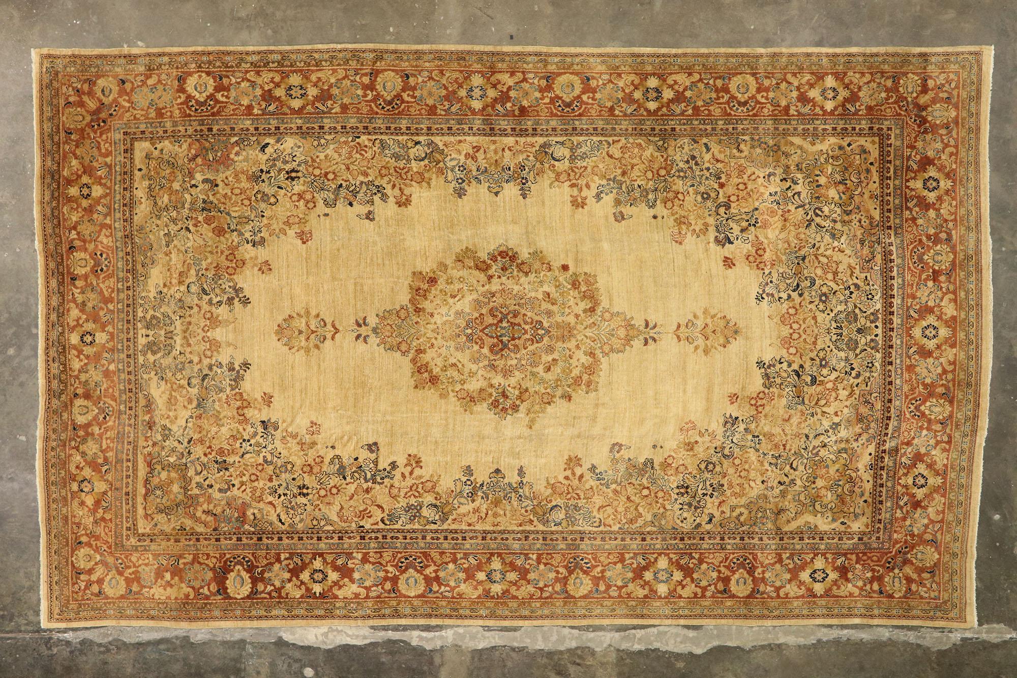 Antique Persian Mahal Rug with Rustic Shaker Style Style For Sale 1
