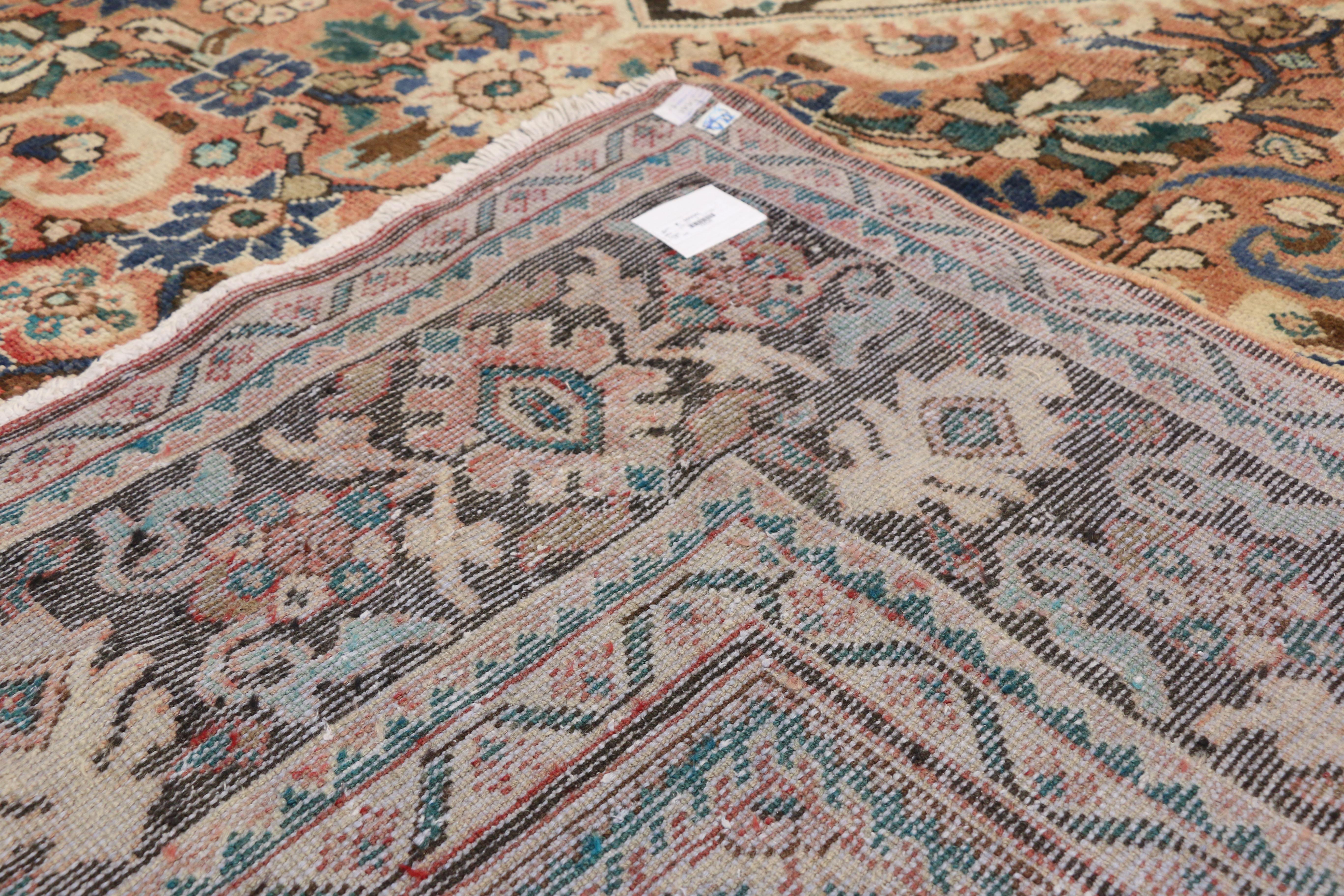 Antique Persian Mahal Rug with Arts & Crafts Style In Good Condition In Dallas, TX