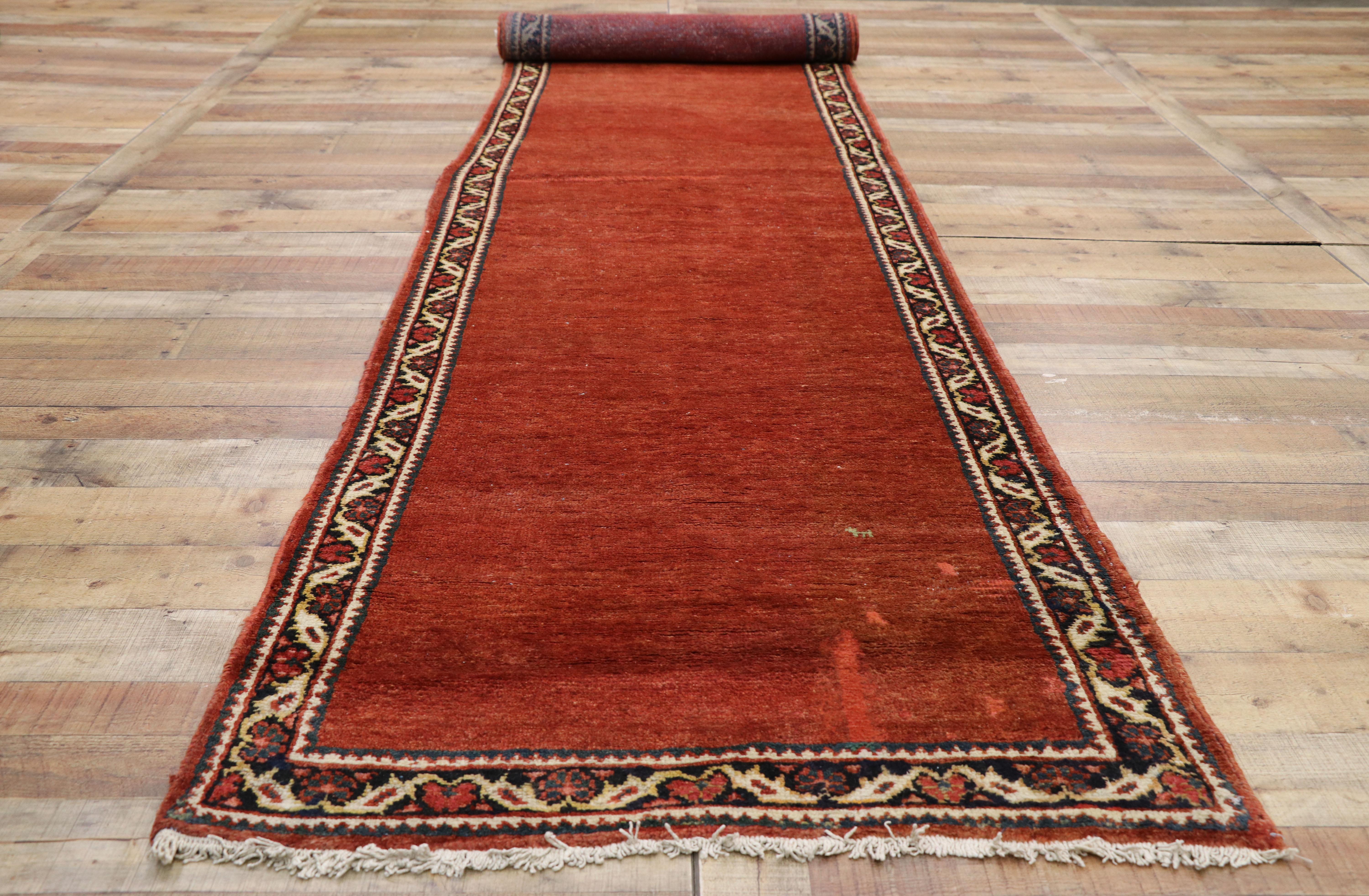 Antique Persian Mahal Runner in Red with Manor House Tudor Style In Good Condition In Dallas, TX
