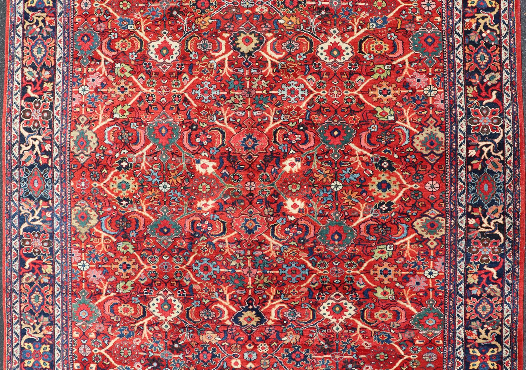 Antique Persian Sultanabad Mahal Rug With All-Over Sub Geometric Design For Sale 4