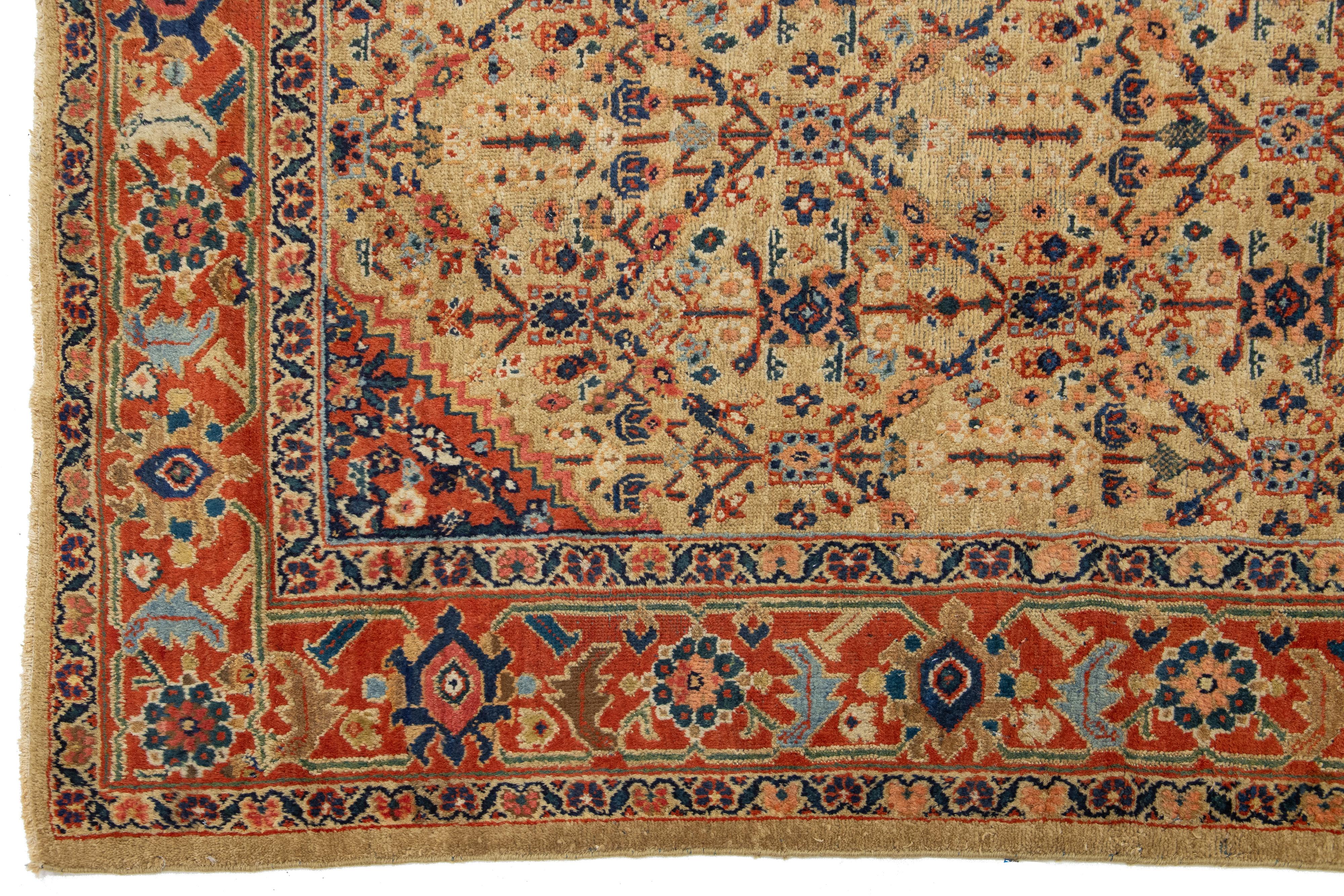 20ième siècle Ancien tapis persan Mahal en laine brun clair fait à la main avec motif sur toute la surface en vente