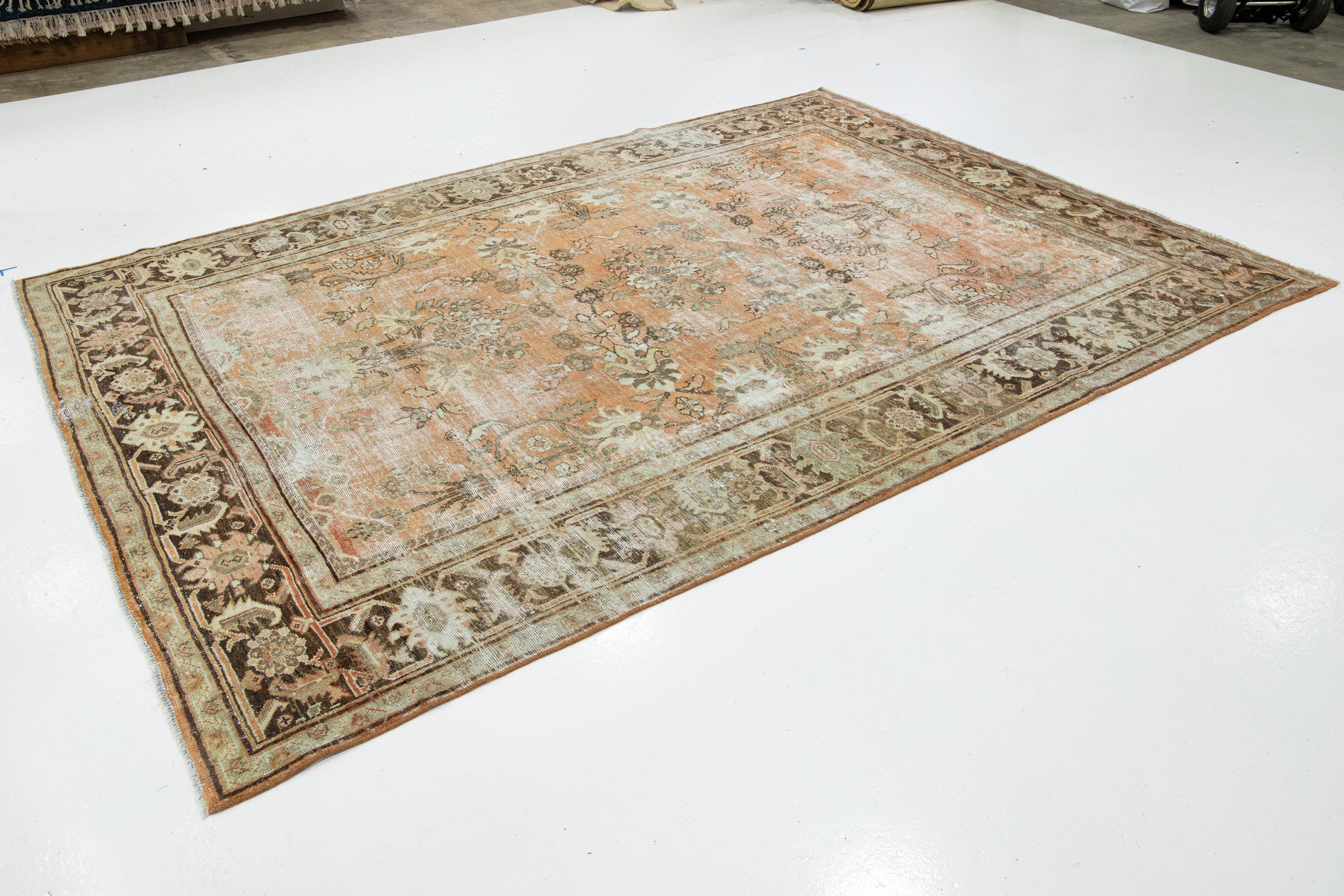 Antique Persian Mahal Wool Rug In Terracotta Color with Floral Design (Handgeknüpft) im Angebot