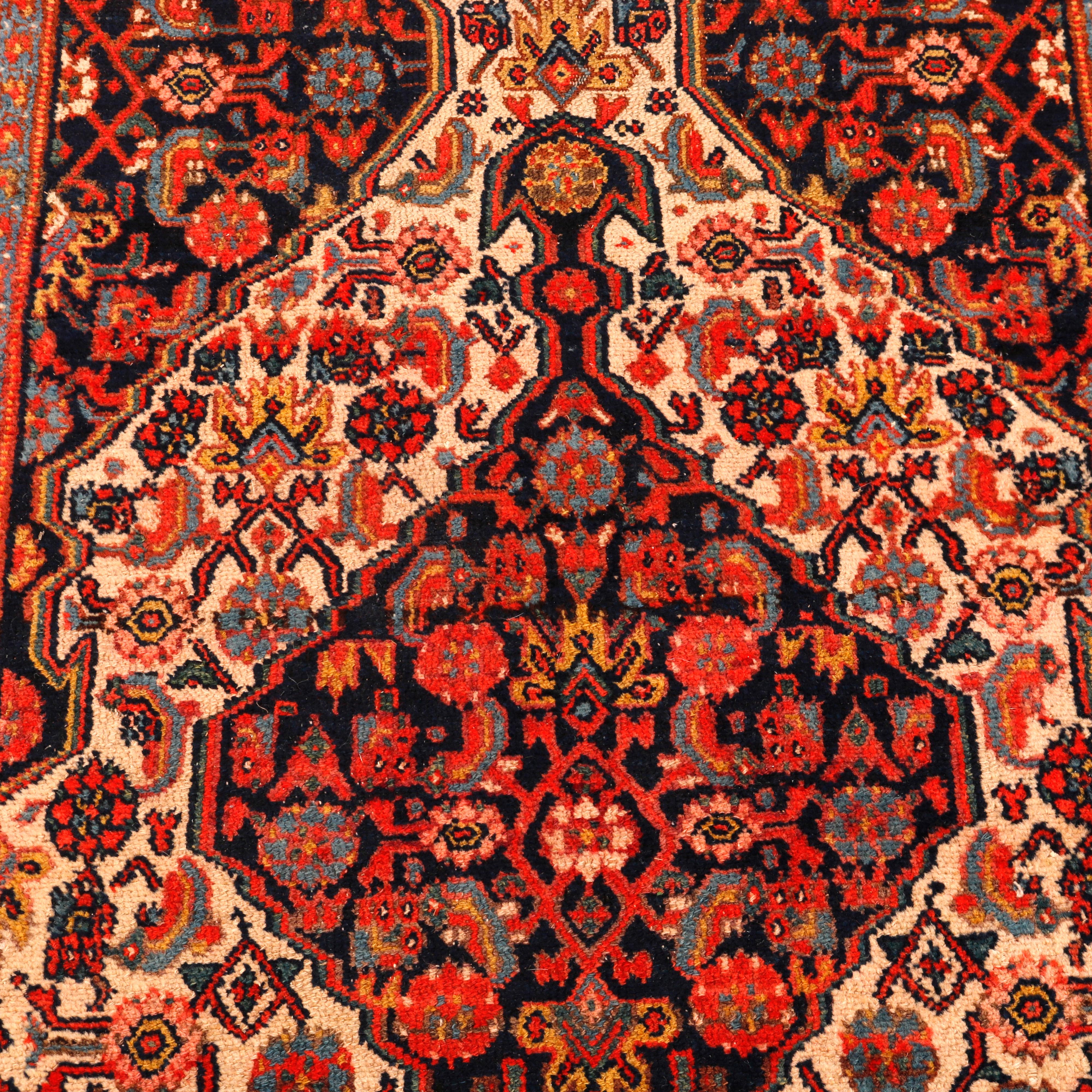 Antique Persian Malayar Oriental Wool Rug Runner, Circa 1920 In Good Condition In Big Flats, NY